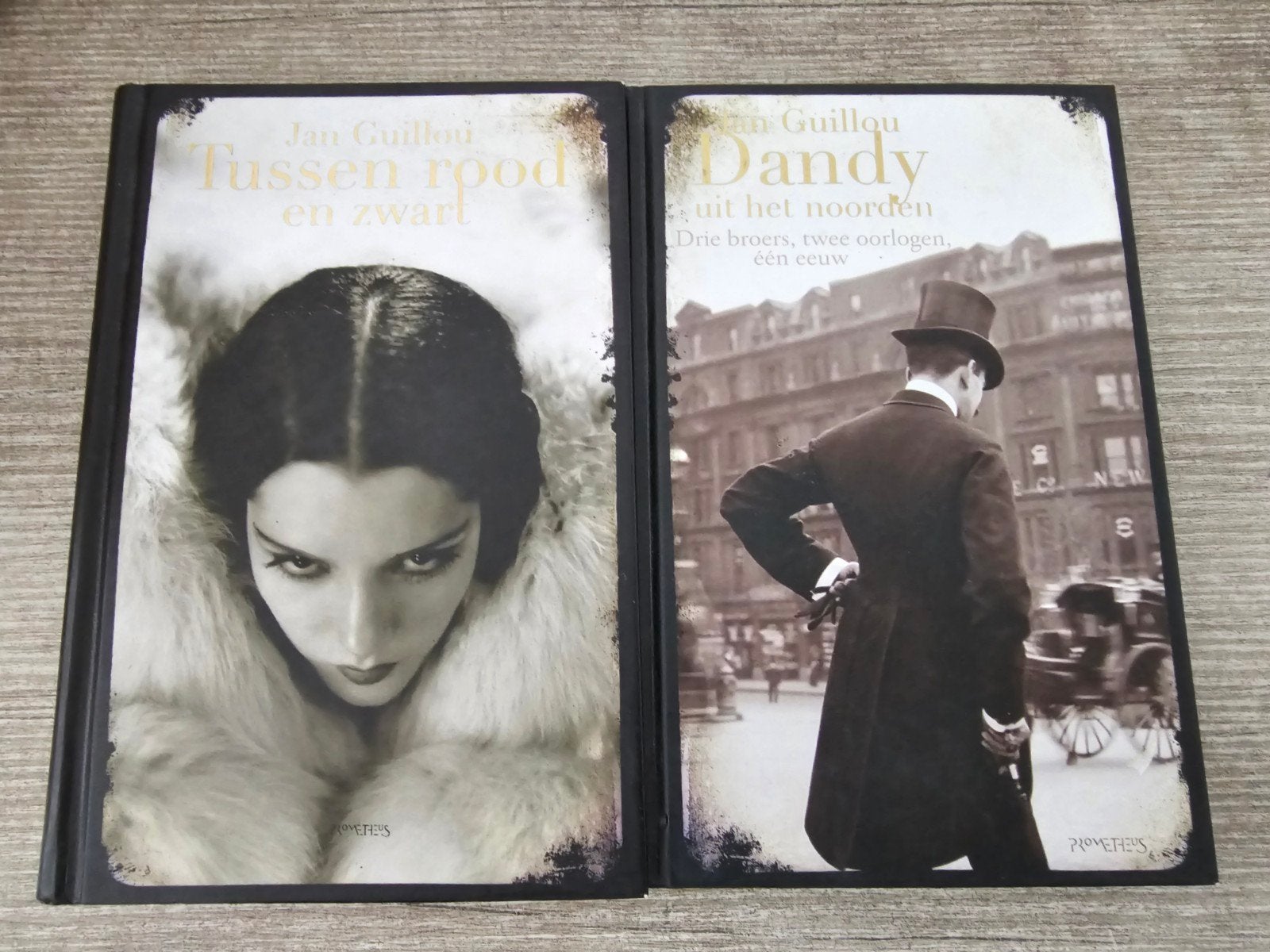 Jan Guillou Boeken: Tussen Rood en Zwart & Dandy, Boeken, Ophalen of Verzenden, Gelezen, Jan Guillou