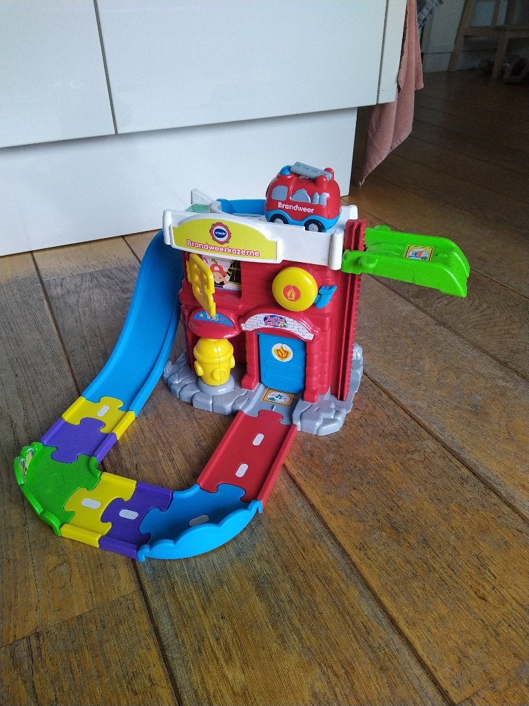VTech Toet Toet Auto's – Brandweerkazerne, Ophalen, Gebruikt, 2 tot 4 jaar
