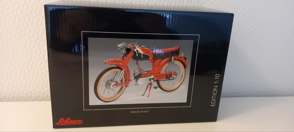 Schuco 1/10 Victoria Avanti, Ophalen of Verzenden, Motor