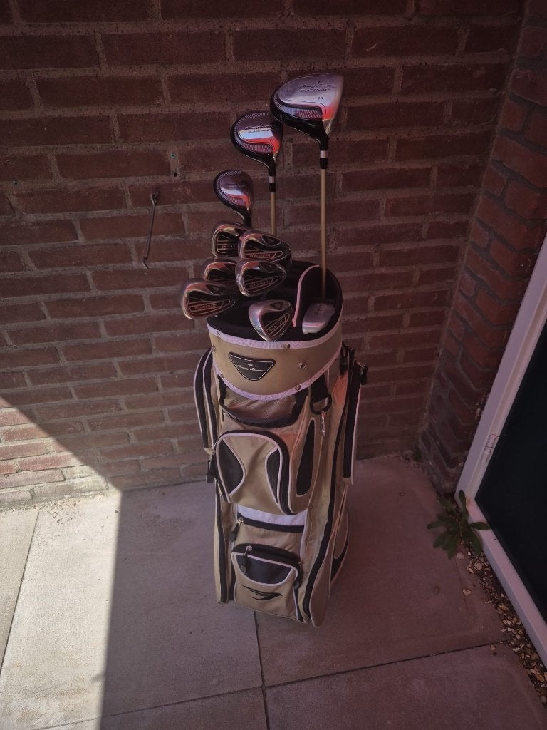 Tommy Armour dames golfset+ golftas Tommy Armour €245,-, Sport en Fitness, Golf, Ophalen of Verzenden, Zo goed als nieuw, Set