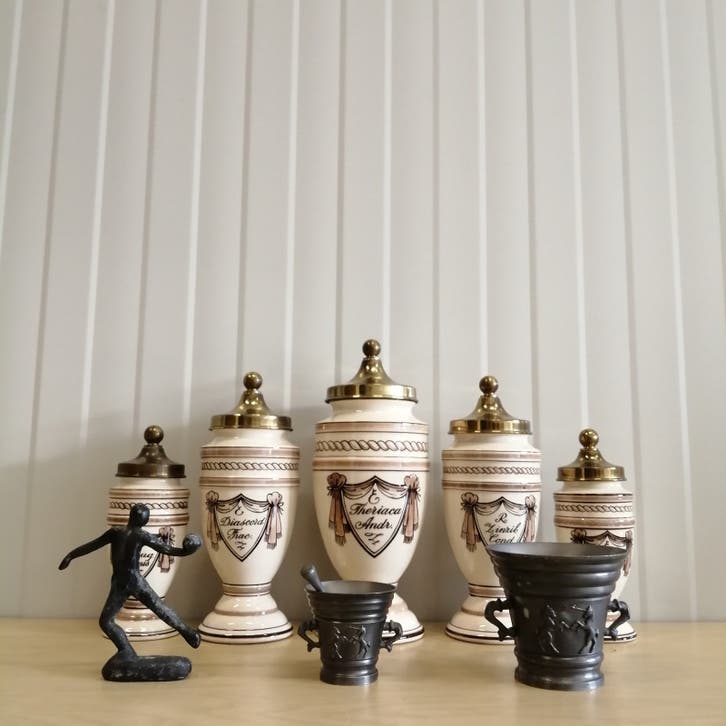 Antieke Apothekers Potten - Complete Set + Vijzels