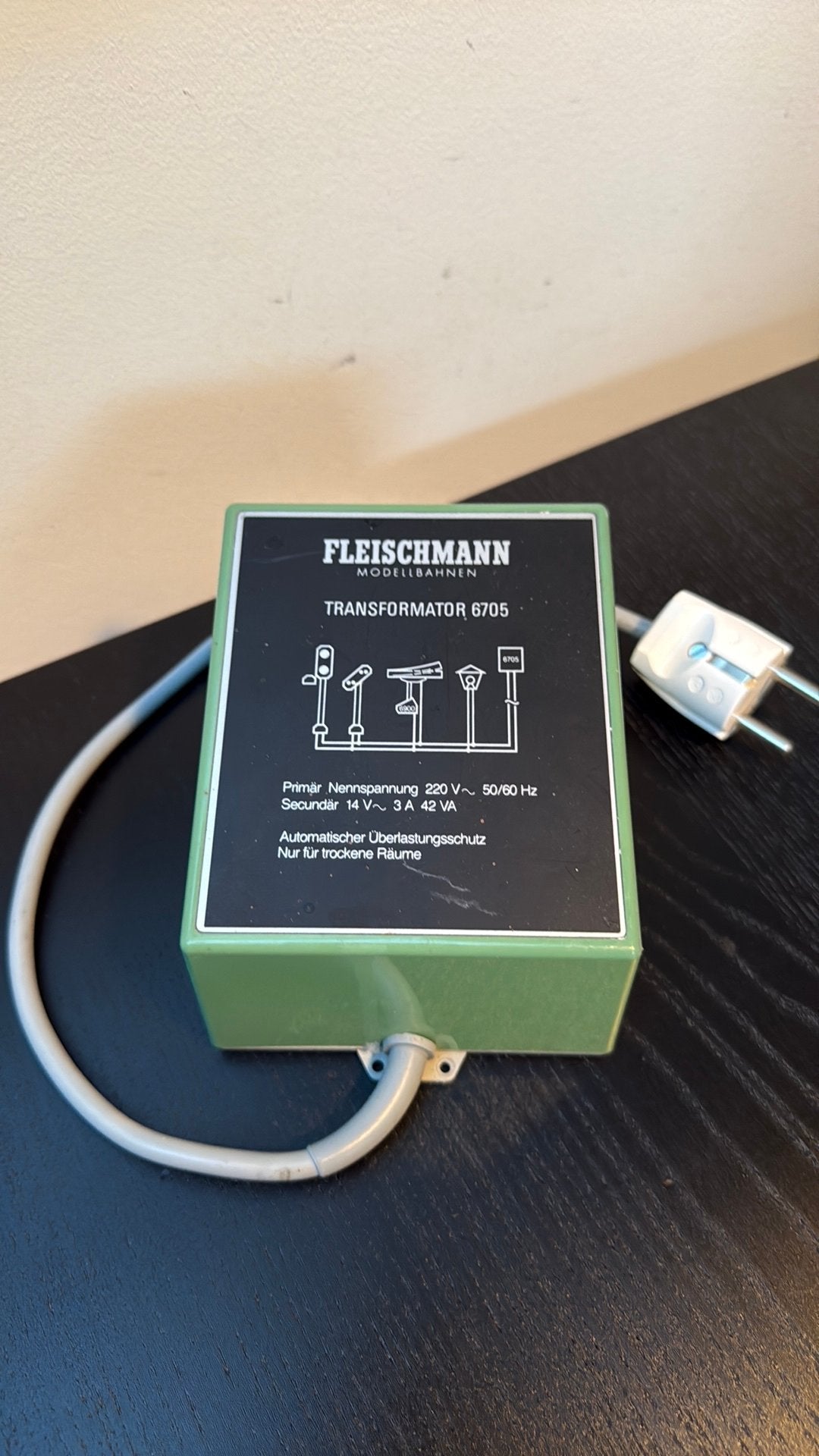 Fleischmann transformator 6705, Ophalen of Verzenden, Zo goed als nieuw, Groter dan 1:32