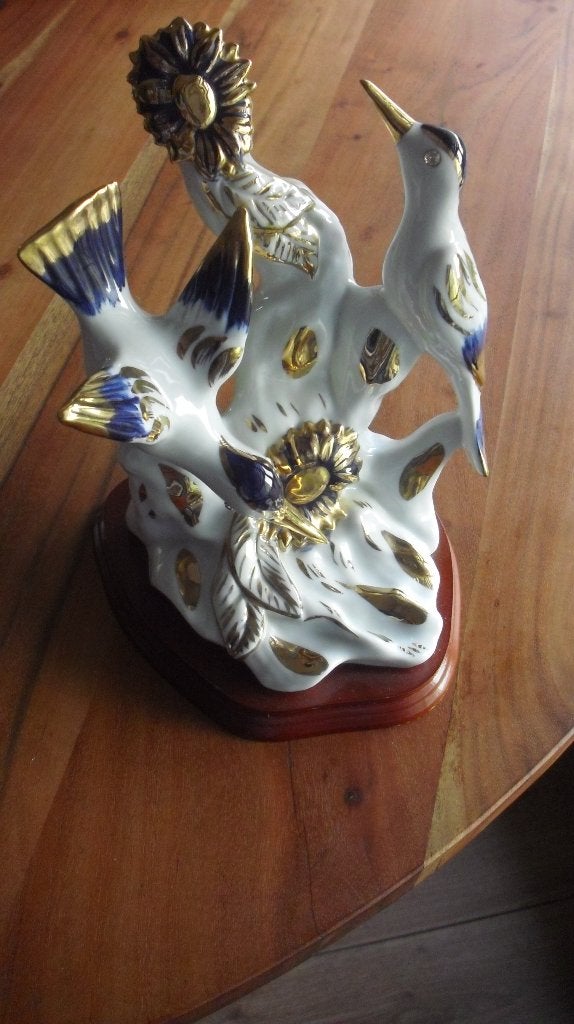 Porselein beeld met vogels, Ophalen of Verzenden