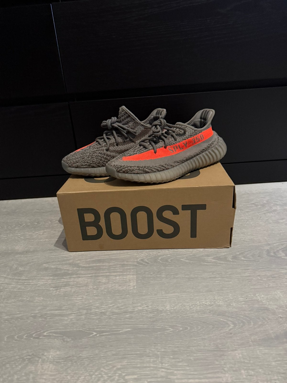 Yeezy boost 350v2 beluga rf, Kleding | Heren, Schoenen, Overige kleuren, Ophalen of Verzenden, Sneakers of Gympen, Zo goed als nieuw