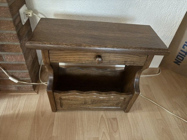 TEAB Eikenhouten krantenbak, Ophalen, Gebruikt, Klassiek, Met lade