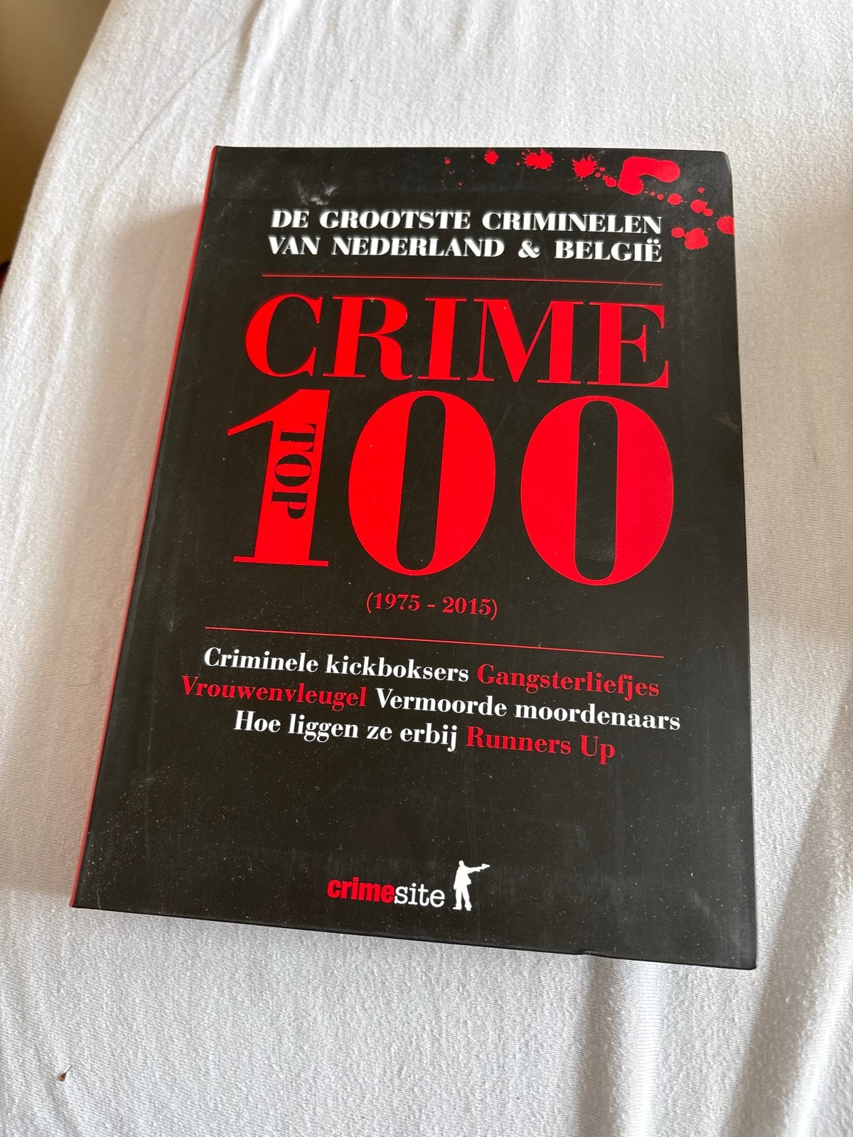 Crime Top 100: Grootste Criminelen Nederland & België, Ophalen of Verzenden, Zo goed als nieuw, Nederland