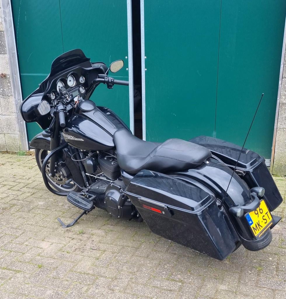 Nette Harley Davidson FLHX 2013, Motoren, Particulier, Chopper