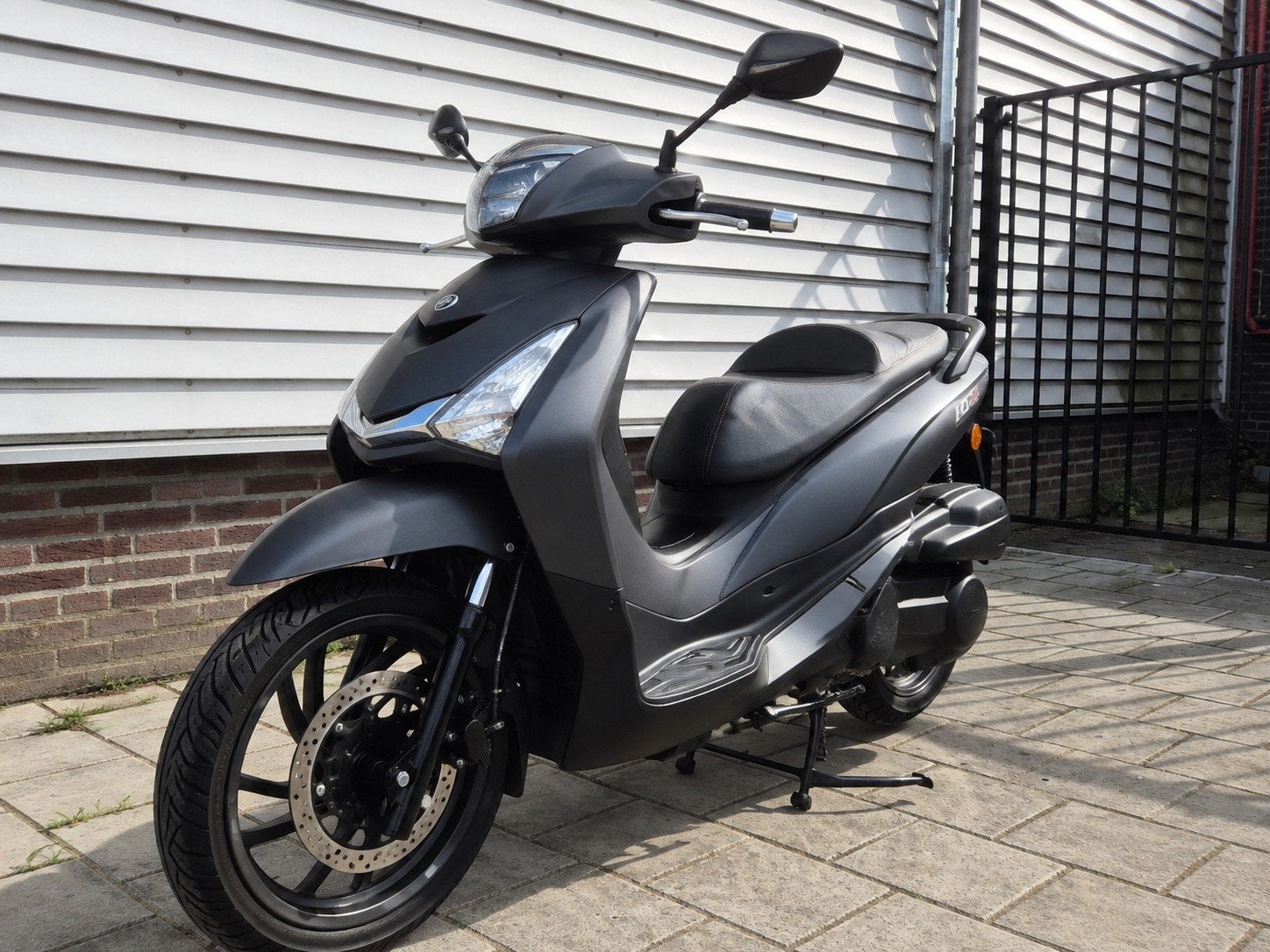 SYM HD 300 ABS 2020 | 8.111 km | Nieuwstaat | Michelin City, Particulier, Scooter