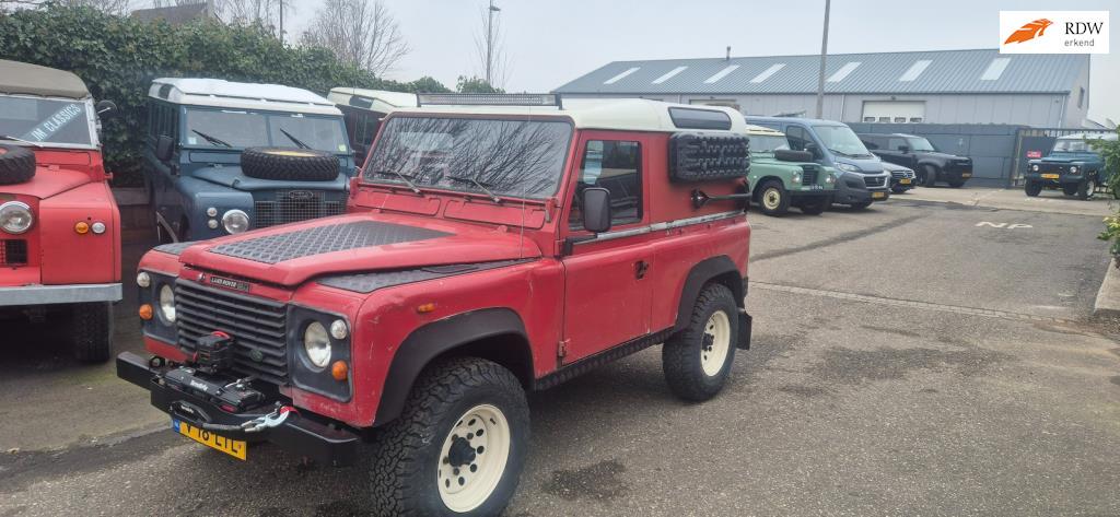 Land Rover 90 2.5 Benzine DEFENDER, Auto's, Land Rover, Bedrijf, Te koop, 4x4, Trekhaak, Defender, Benzine, SUV of Terreinwagen