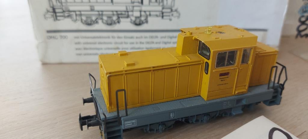 Märklin DB dhg 700 dieselrangeerloc artnr 30881 in ovp, Ophalen of Verzenden, Zo goed als nieuw, Auto, Overige merken