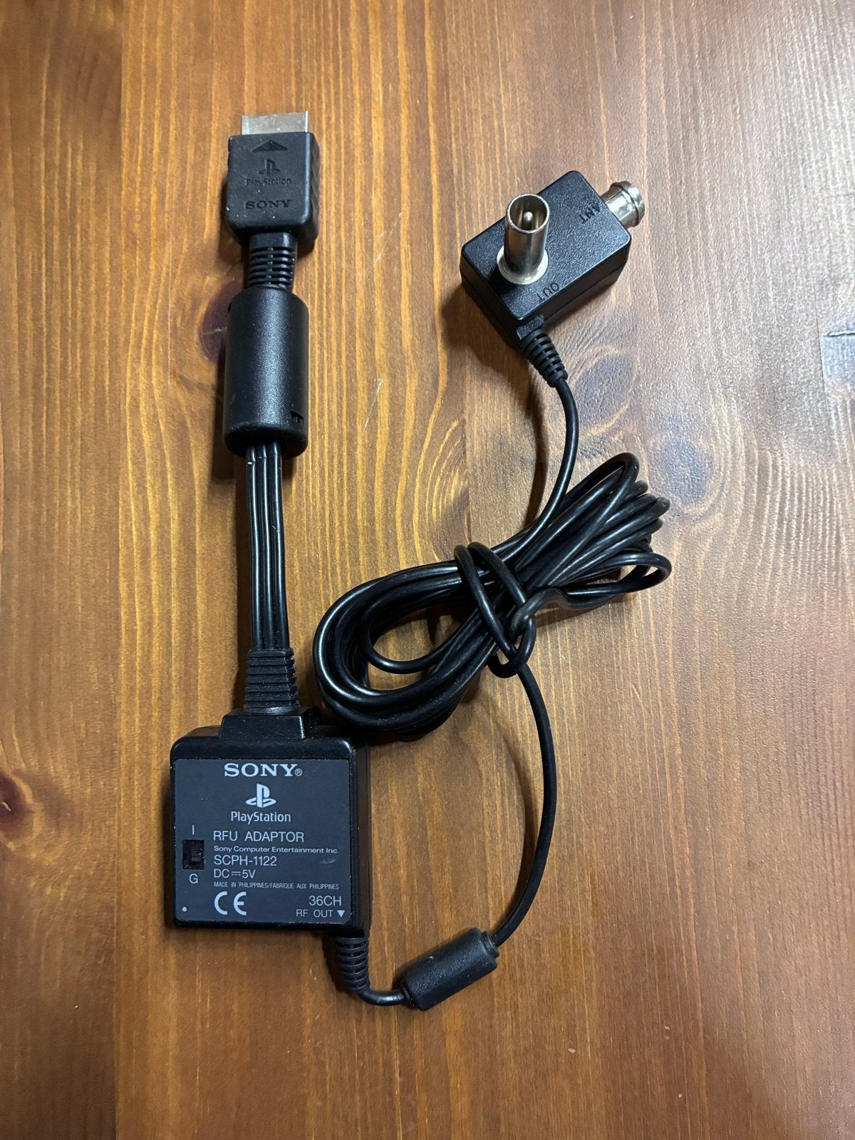 Sony PlayStation RFU Adapter (SCPH-1122), Ophalen of Verzenden, Gebruikt, PlayStation, Adapter
