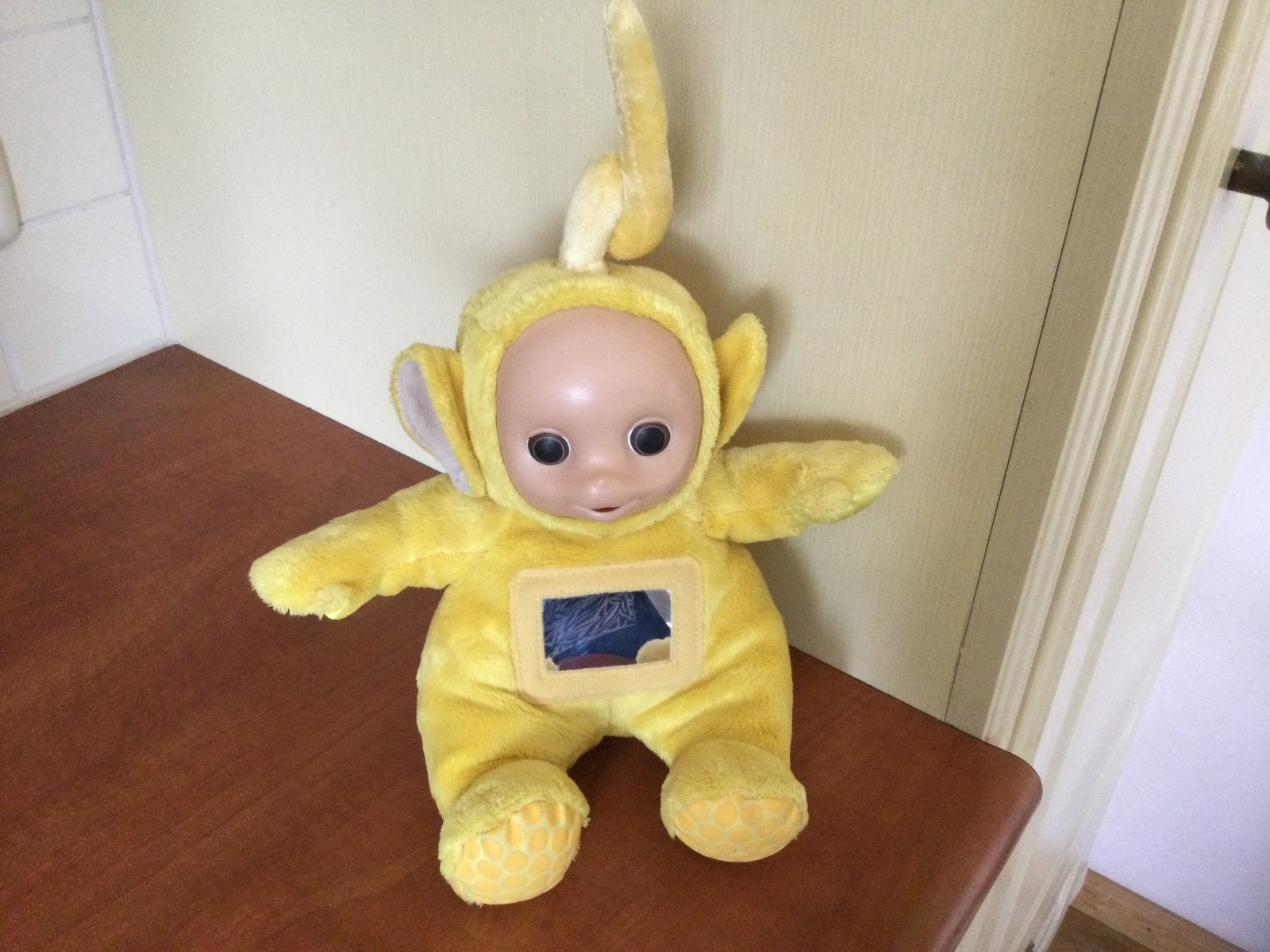Knuffel Teletubbie Laa-Laa, Ophalen of Verzenden, Zo goed als nieuw, Geel, Overige typen