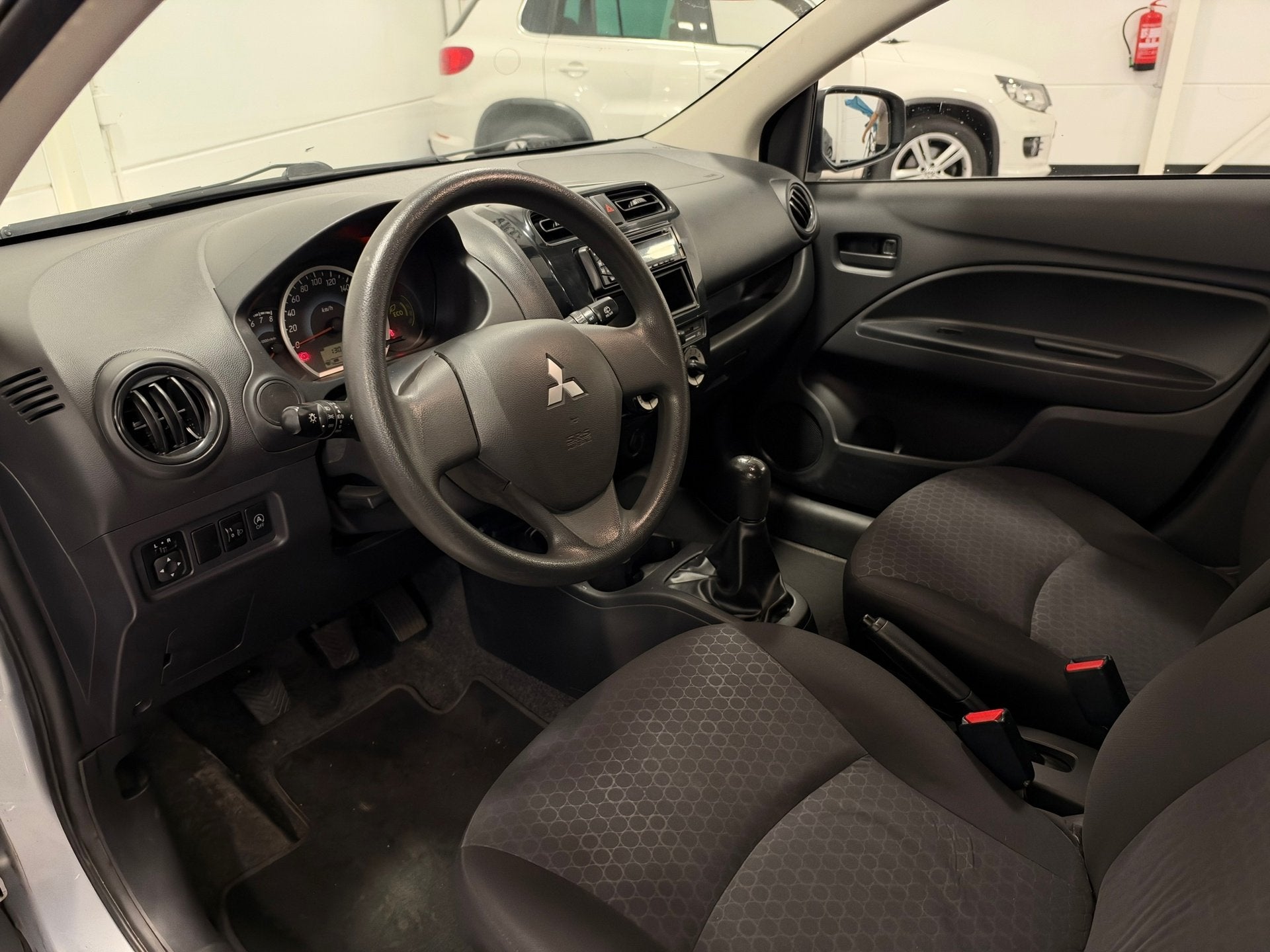 Mitsubishi Space Star 1.0 Inform Nap Airco Centrale Vergrend, Auto's, Voorwielaandrijving, Stof, Gebruikt, Zwart