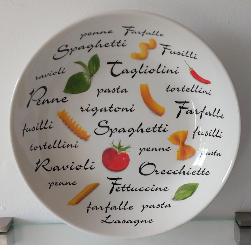 vintage pasta schaal Quadrifoglio, volgnr 5, Huis en Inrichting, Keuken | Servies, Ophalen of Verzenden, Overige stijlen, Aardewerk