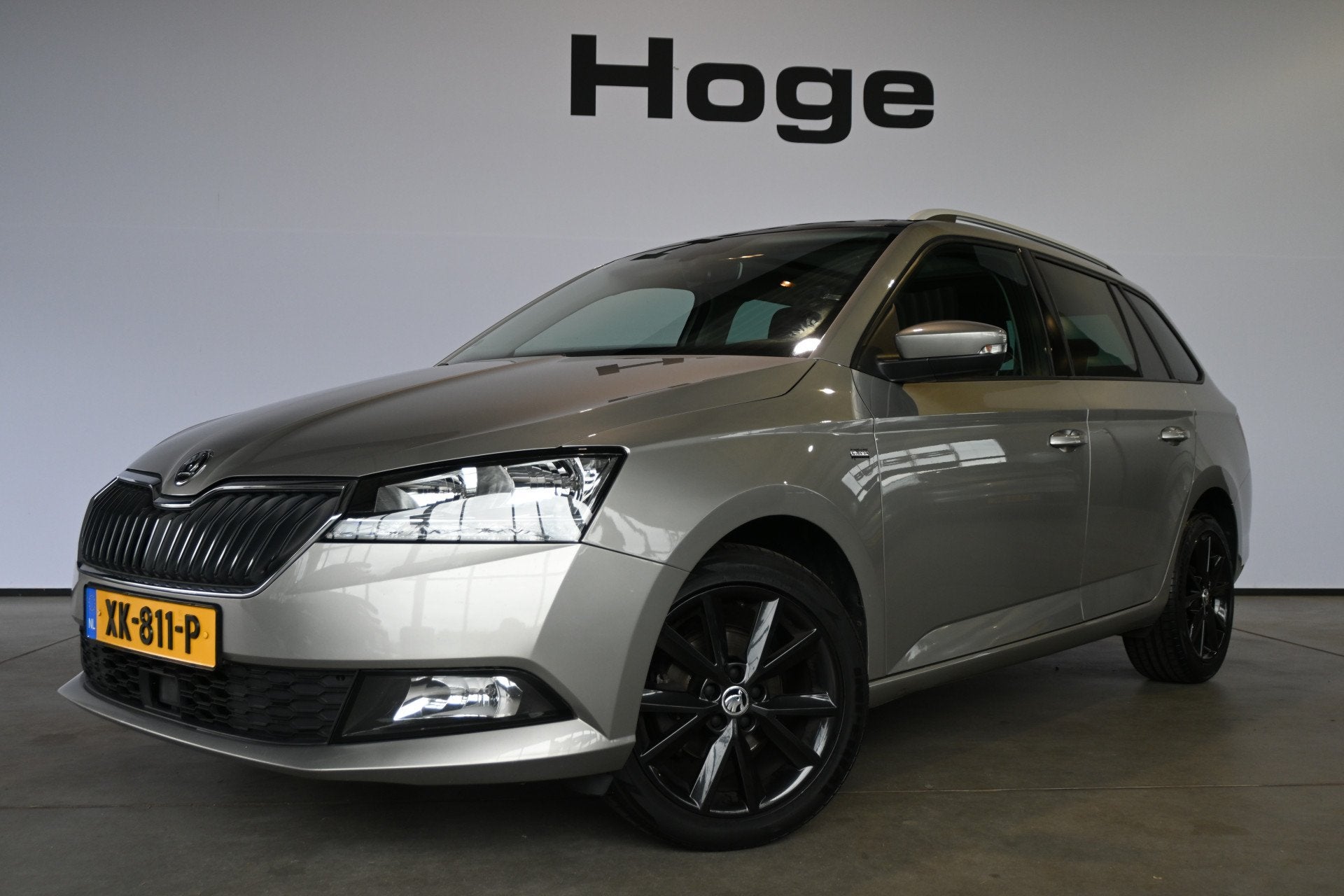 Skoda Fabia Combi 1.0 TSI Clever Clima Navigatie Panoramadak, Voorwielaandrijving, Stof, Gebruikt, 1041 kg