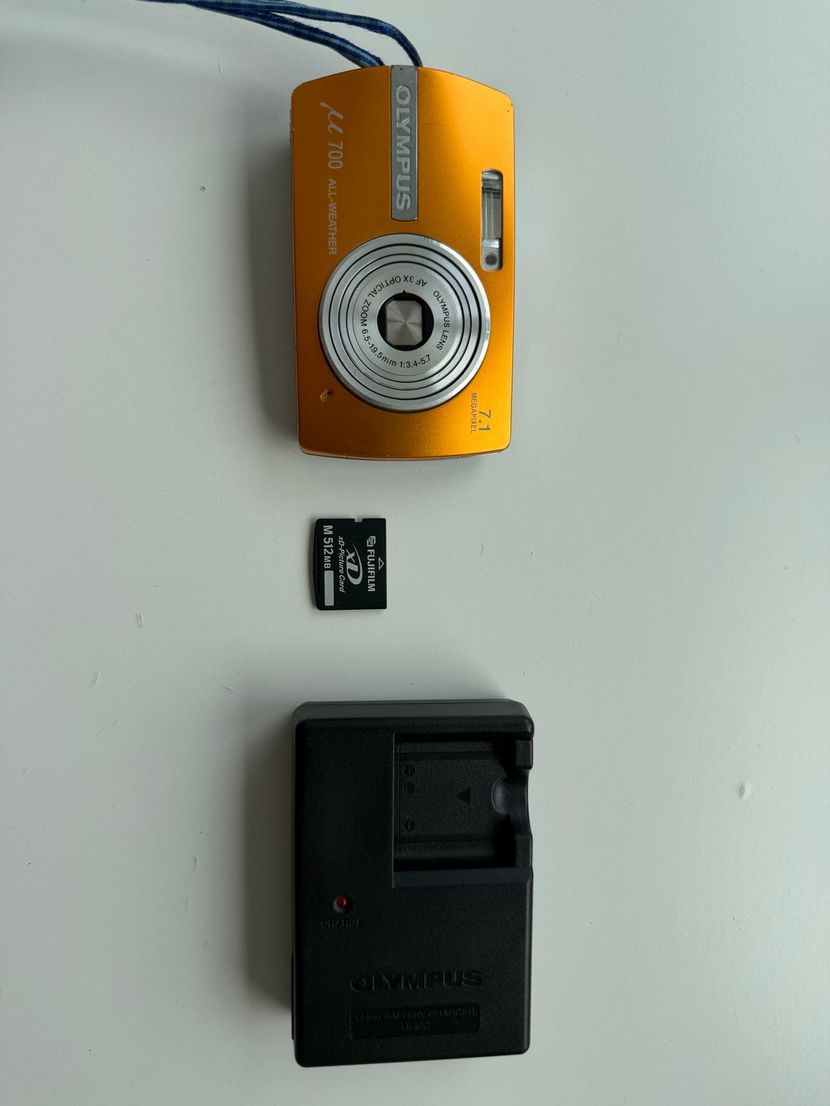 Olympus u700 All-Weather compactcamera met 512MB kaartje, Gebruikt, Geheugenkaart, Olympus, Compactcamera