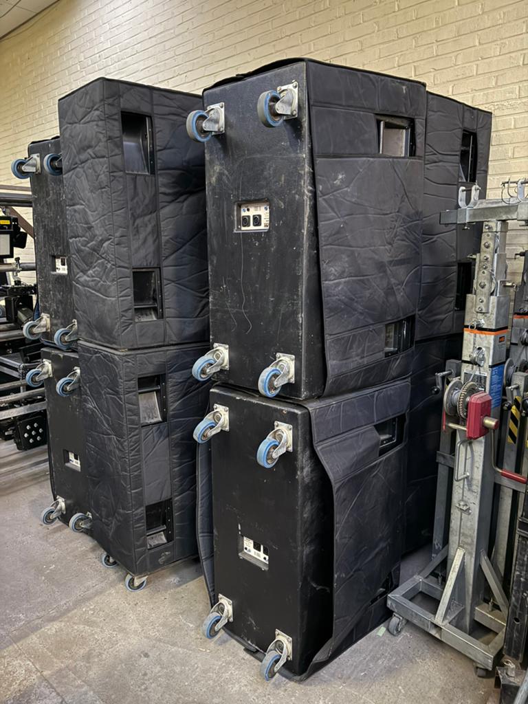 Eaw kf850/sb850 set, Zo goed als nieuw, 120 watt of meer, Front, Rear of Stereo speakers, Ophalen