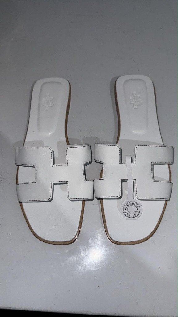 hermes slippers, Kleding | Dames, Schoenen, Ophalen of Verzenden, Nieuw, Wit