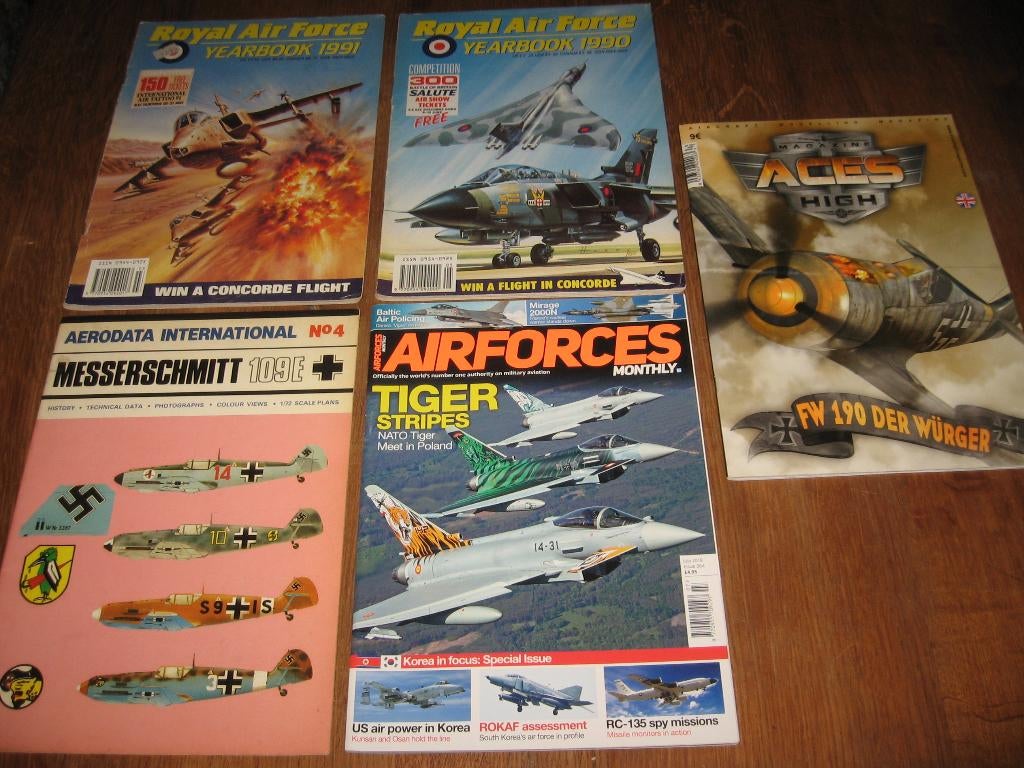 Royal Air force  Yearbook  1991 + andere, Ophalen of Verzenden, Zo goed als nieuw, 1945 tot heden, Luchtmacht