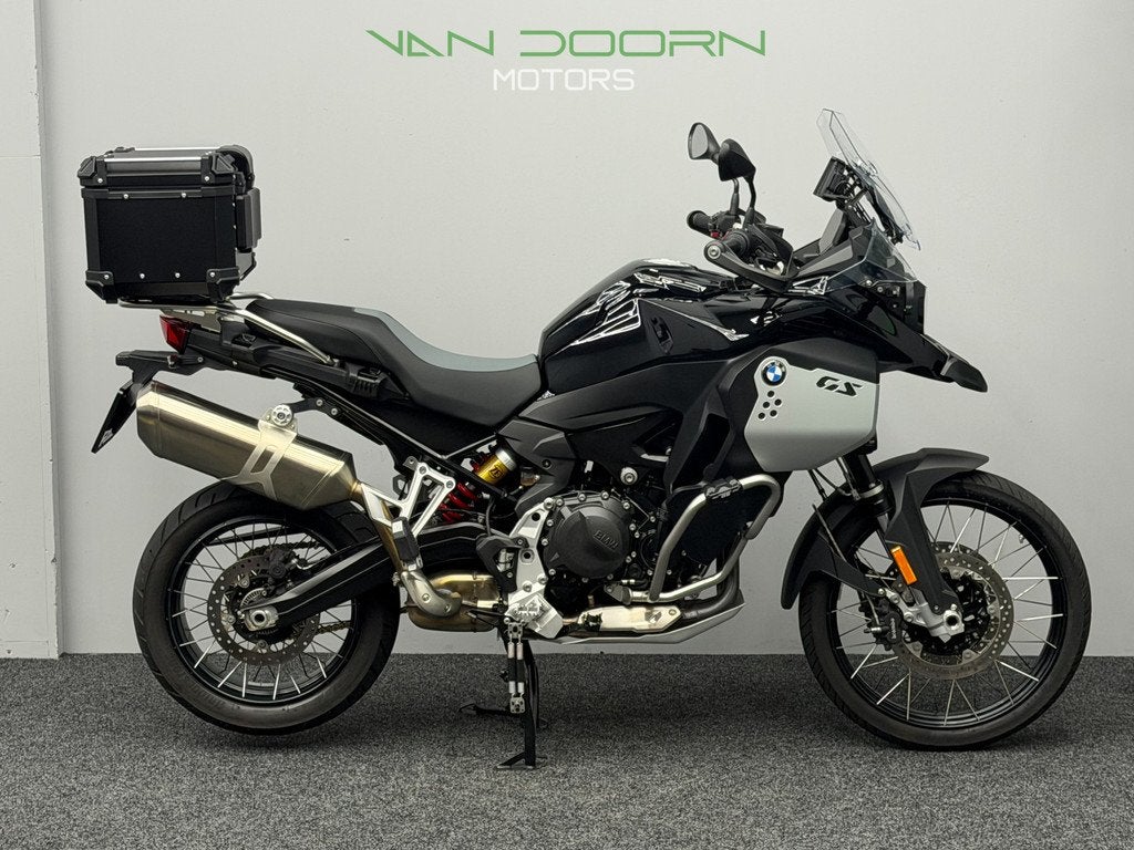 BMW F 900 GS Adventure | Black Storm | Topkoffer | 2024 | ES, 895 cc, Info@vandoornmotors.nl, Kraaivenstraat 23-5
5048AB  TILBURG, NL