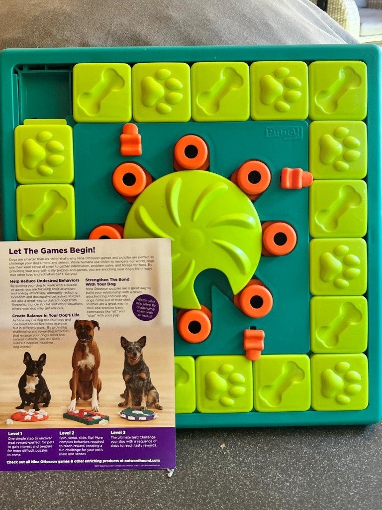 Honden denk spelletje niveau 4, Ophalen, Nieuw, Voer- en snackspeelgoed, Nina Ottosson