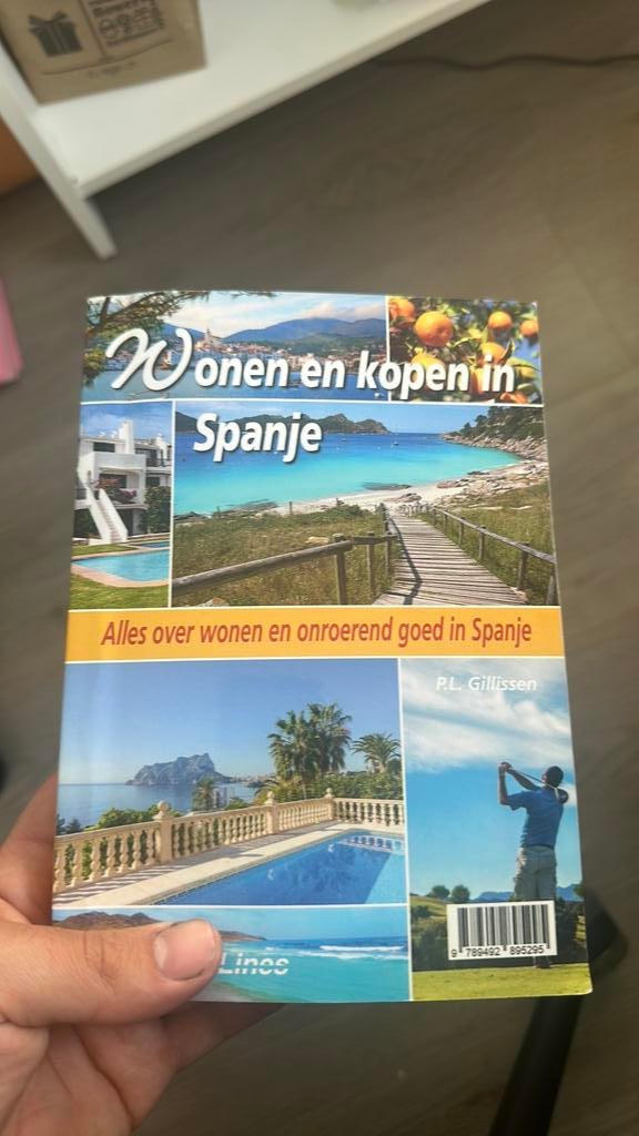 Peter Gillissen - Wonen en kopen in Spanje, Boeken, Ophalen of Verzenden, Zo goed als nieuw, Peter Gillissen