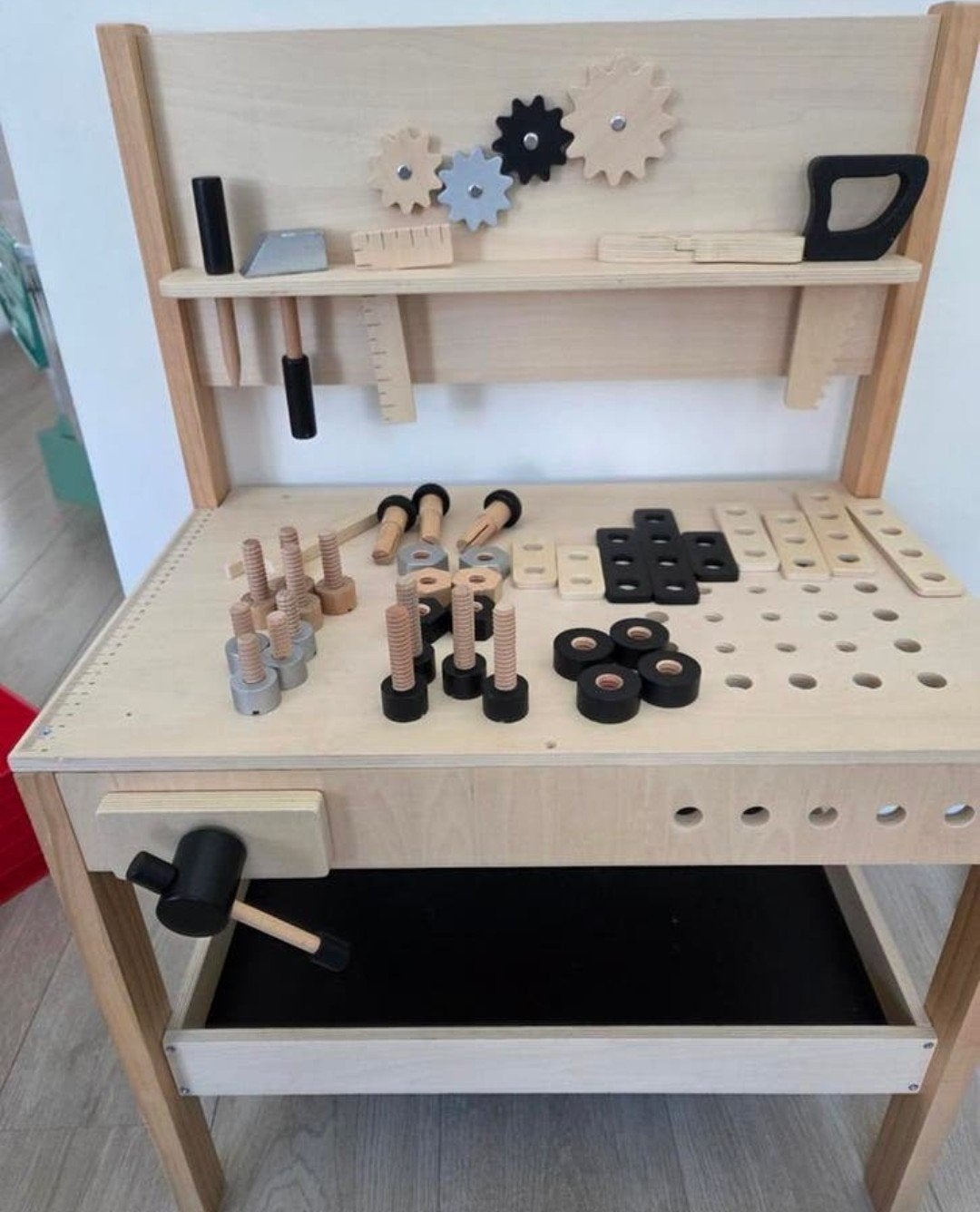 Petite Amélie werkbank met 41 onderdelen, Ophalen, Gebruikt, Bouwen