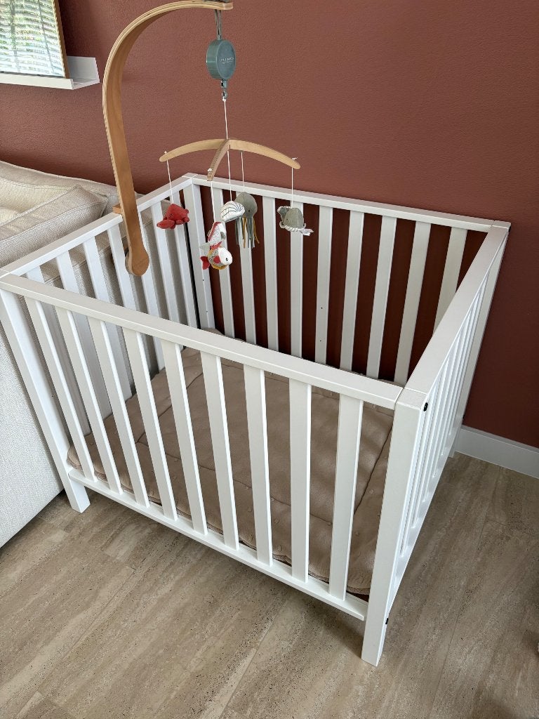 Witte Box TWF, Kinderen en Baby's, Boxen, Zo goed als nieuw, Rechthoekig, In hoogte verstelbaar, Boxkleed, Ophalen