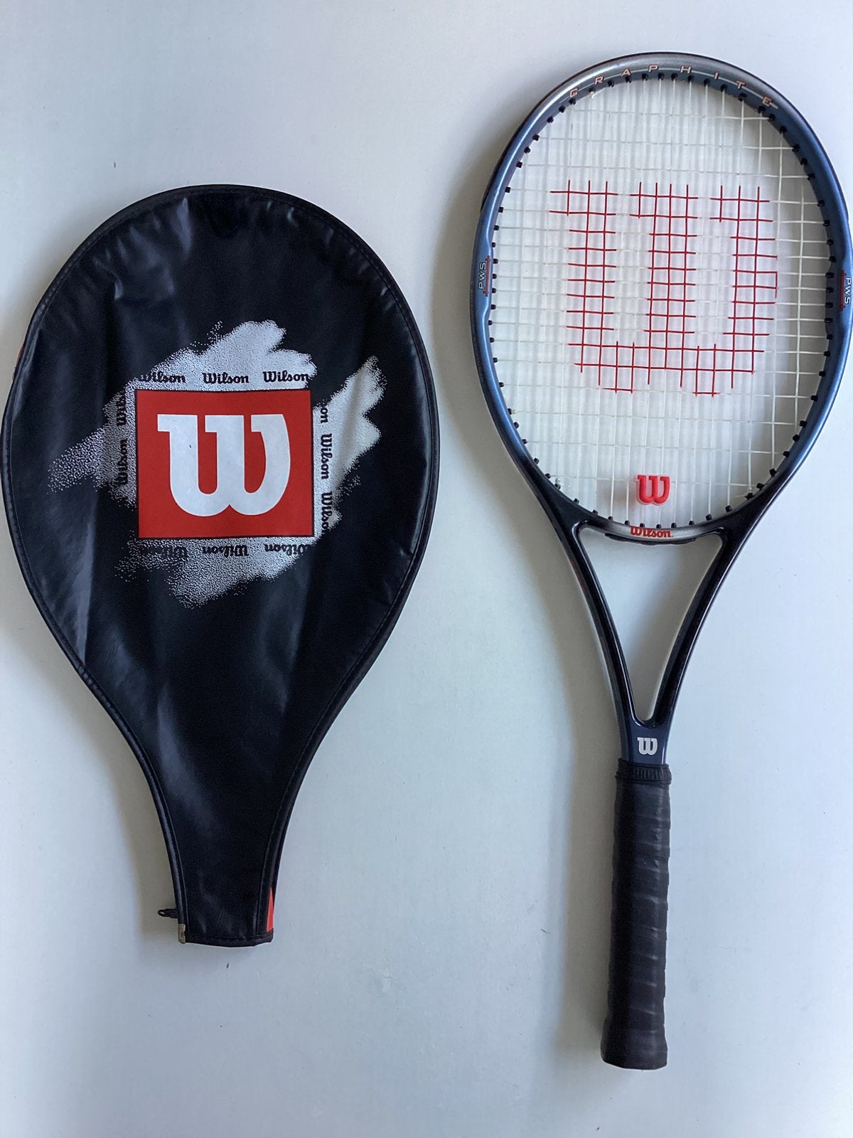 Mooi Wilson Graphite Power tennisracket (L2) + hoes., Gebruikt, Wilson, Racket, Ophalen