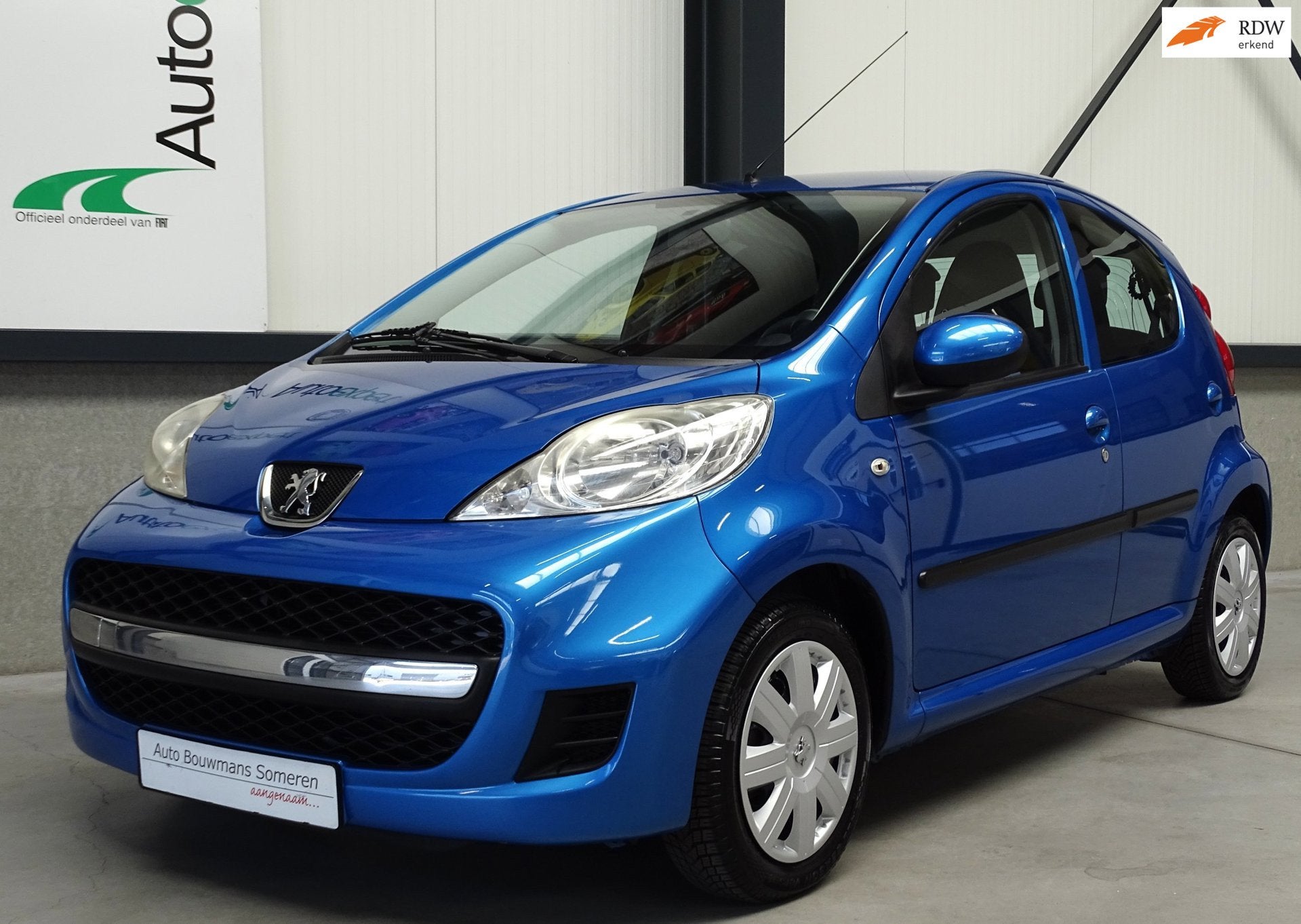 Peugeot 107 1.0-12V "PREMIUM" - ISOFIX/AIRCO/ELEKTR.RAMEN/TO, Voorwielaandrijving, Euro 5, Stof, Gebruikt