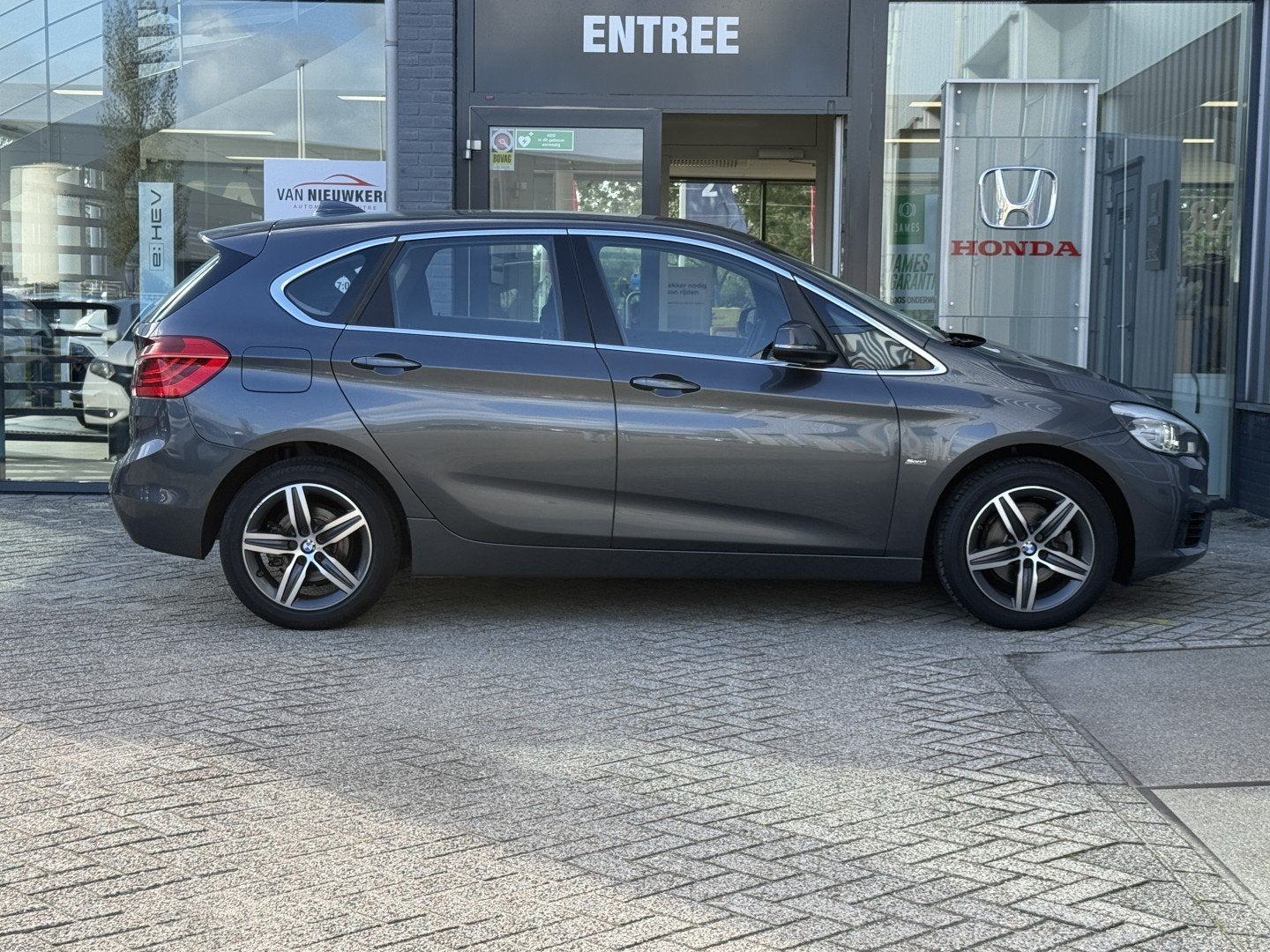 BMW 2-Serie Active Tourer (f45) 218i Automaat Centennial Exe, Auto's, Gebruikt, Traction-control, Origineel Nederlands, Bedrijf
