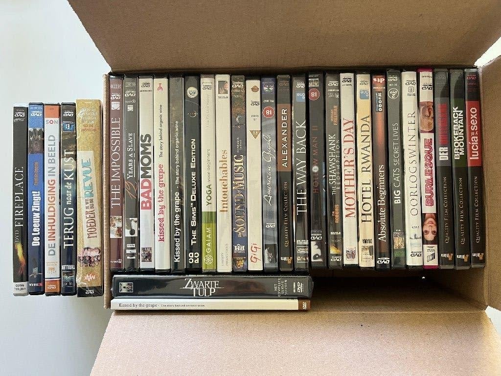 Collection of famous films and series over 35 DVDs !, Spaans, Spaans, Alle leeftijden, Bonusmateriaal