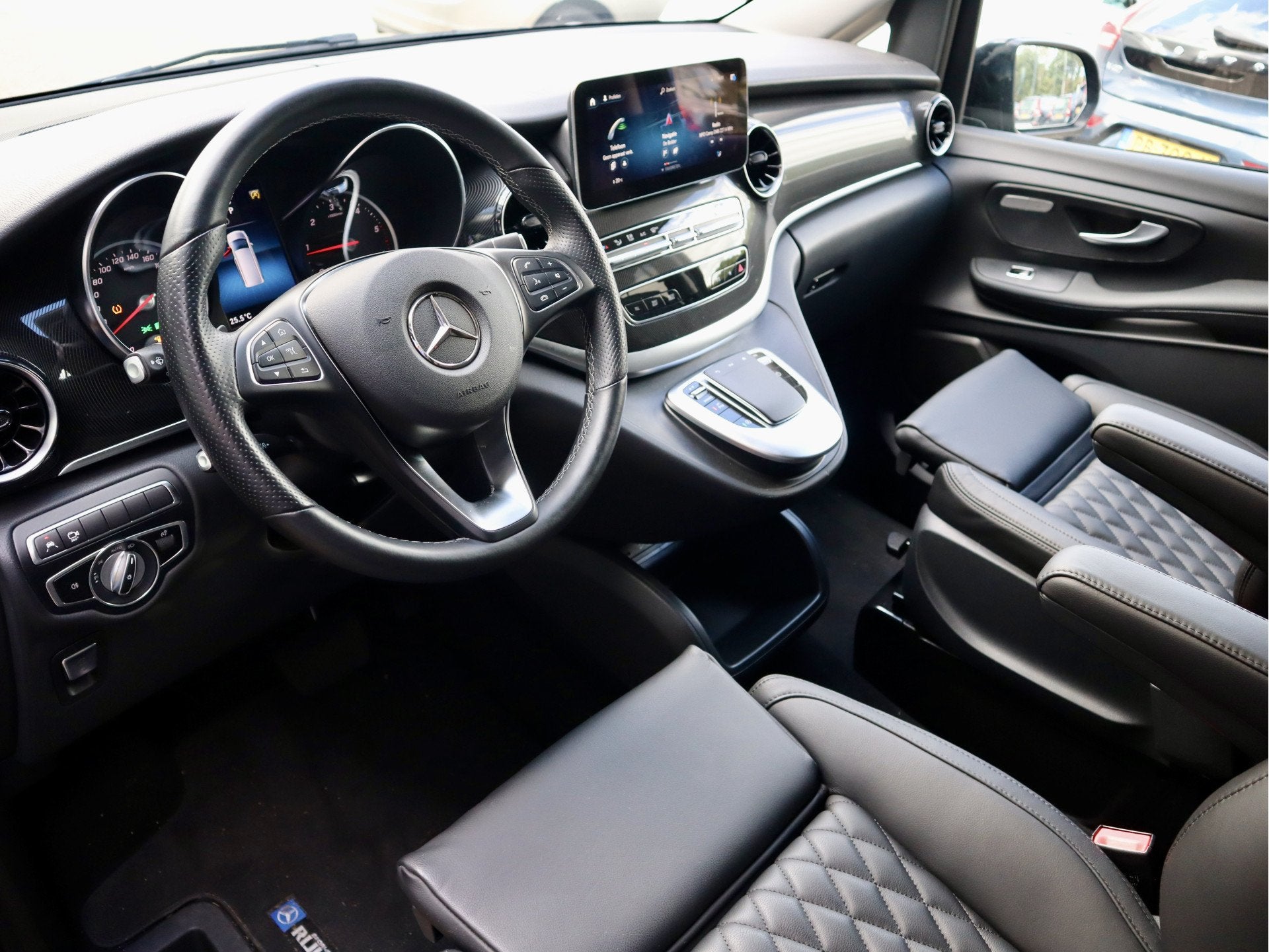 Mercedes-Benz V-Klasse 250D LANG DUBBELE CABINE 2X SCHUIFDEU, Auto's, Achterwielaandrijving, Gebruikt, Euro 6, Zwart