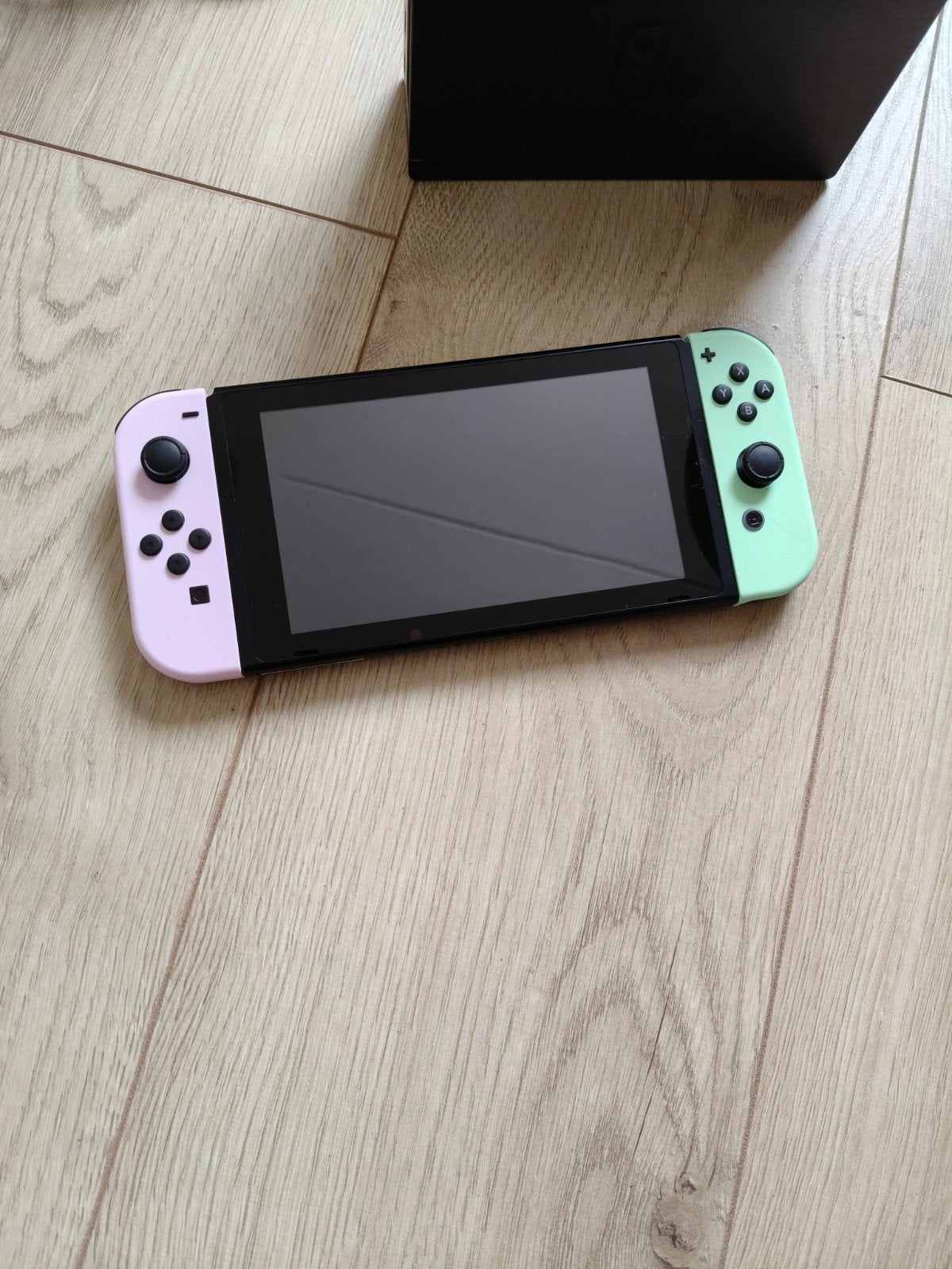 Nintendo Switch 1 met toebehoren, Alle leeftijden, Ophalen, Zo goed als nieuw