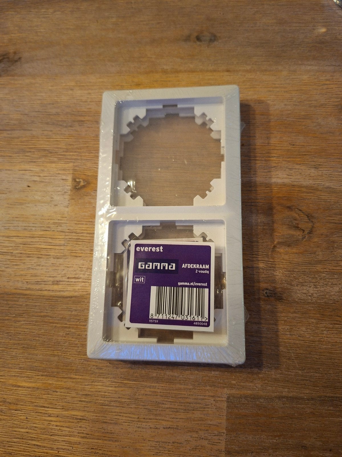 Nieuw! Gamma Everest afdekraam 2-voudig wit 2 stuks, Doe-het-zelf en Verbouw, Ophalen of Verzenden, Nieuw, Gamma, Afdekraam