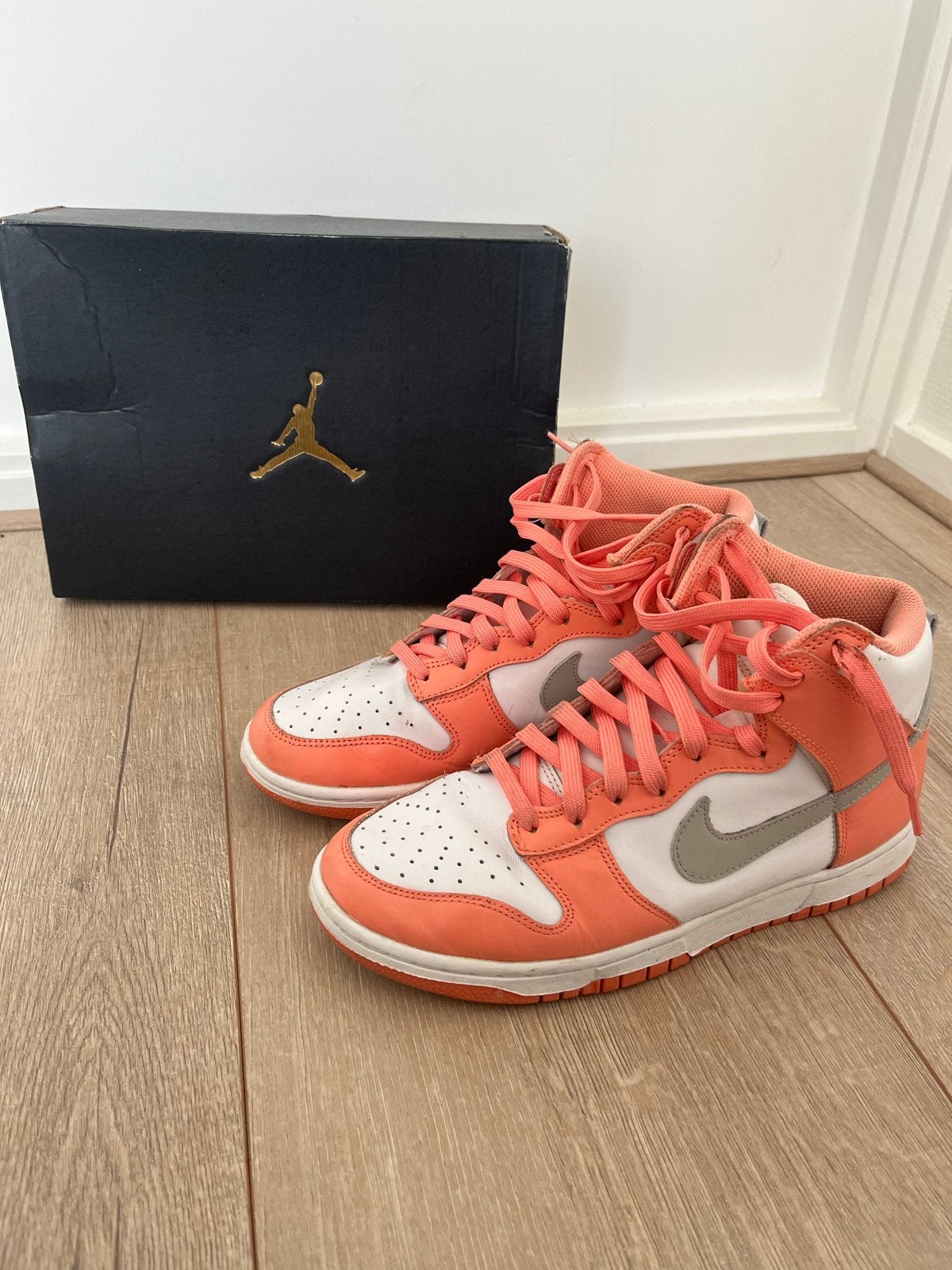 Nike Dunks High Zalmroze Maat 40 - Gedragen, Zeer Goede Staa, Ophalen of Verzenden, Gedragen, Roze, Sneakers of Gympen