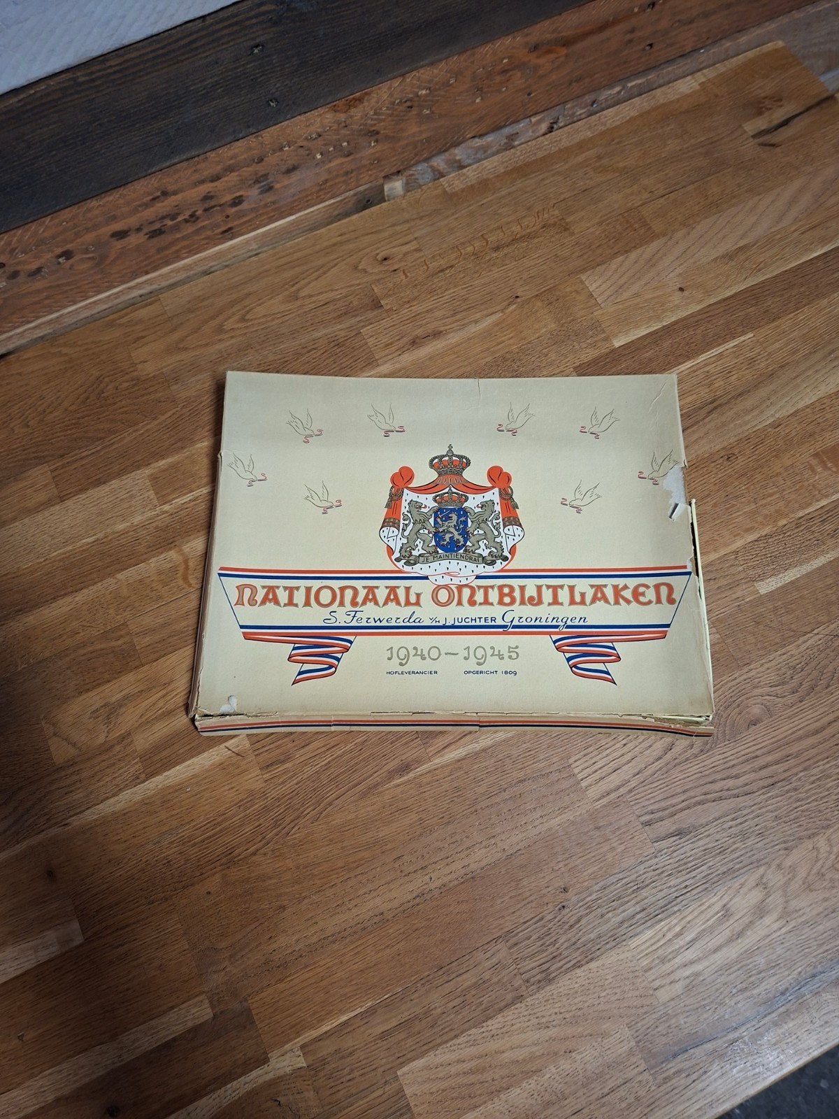Nationaal Ontbijtlaken 1948 in originele verpakking, Ophalen