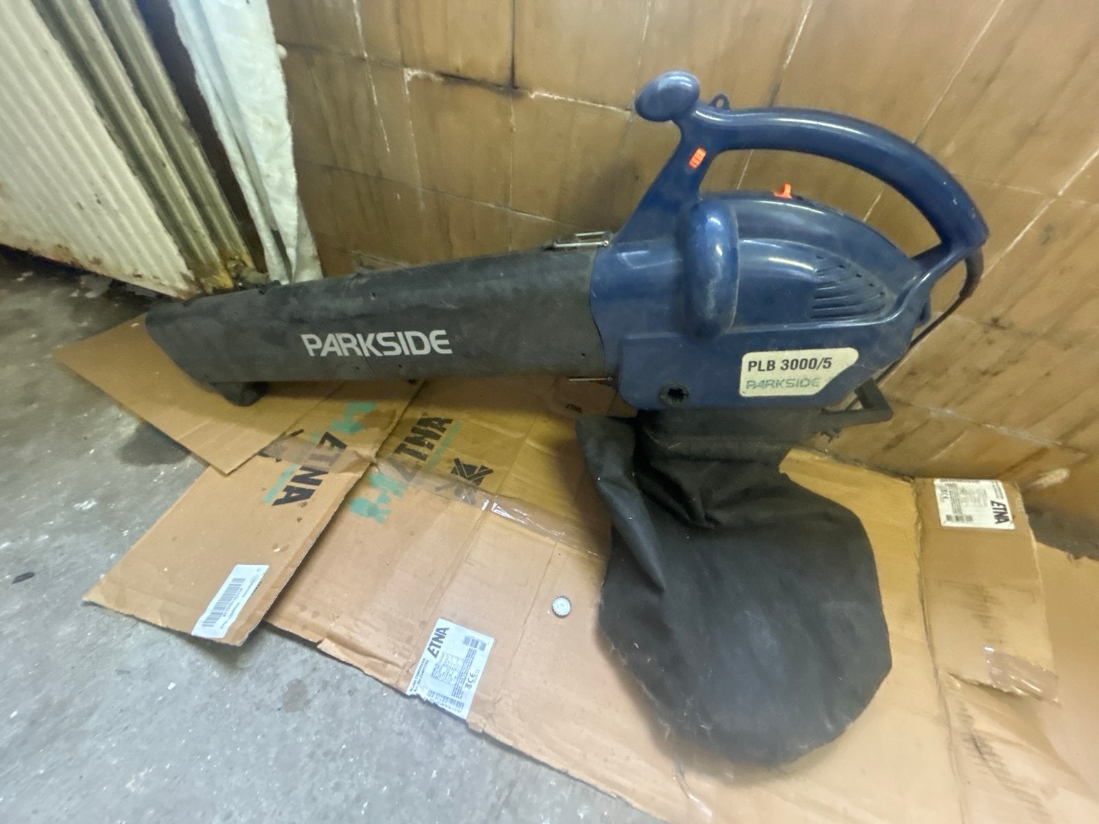 Parkside PLB 3000/5 Bladblazer met Zuigfunctie, Gebruikt, Handgedragen, Ophalen of Verzenden, Met opvangzak
