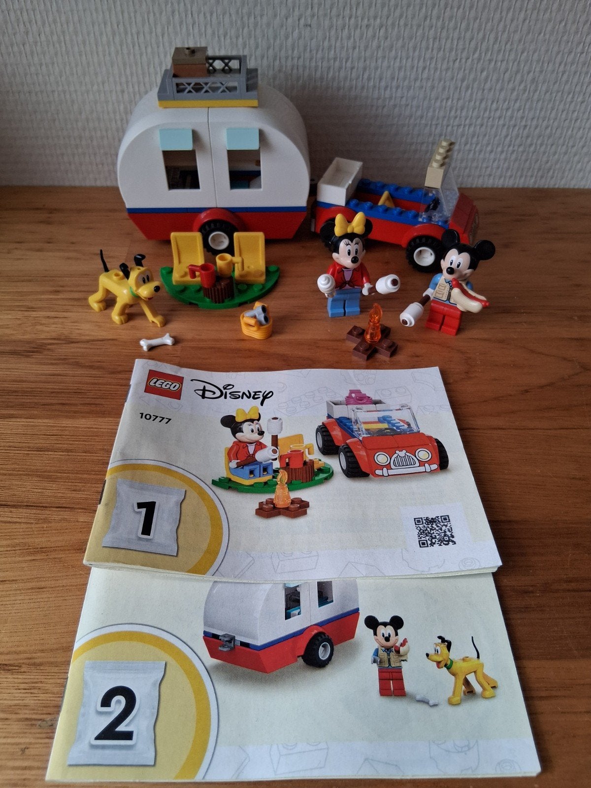 lego disney 10777 mickey & minnie mouse op vakantie compleet, Lego, Ophalen of Verzenden, Zo goed als nieuw, Disney