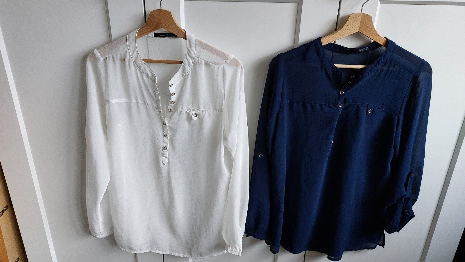 2x Blouse Atmosphere maat 36 (S) blauw en wit, Atmosphere, Blauw, Ophalen of Verzenden, Maat 36 (S)