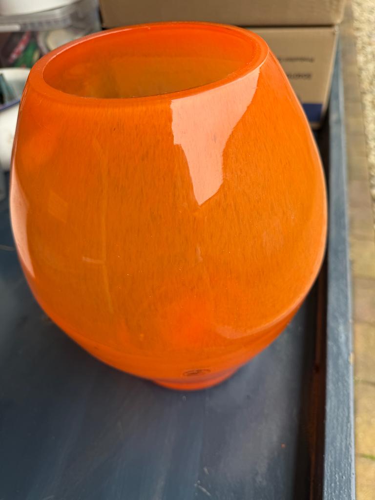 Oranje vaas, Huis en Inrichting, Woonaccessoires | Vazen, Oranje, Ophalen of Verzenden, Minder dan 50 cm, Glas