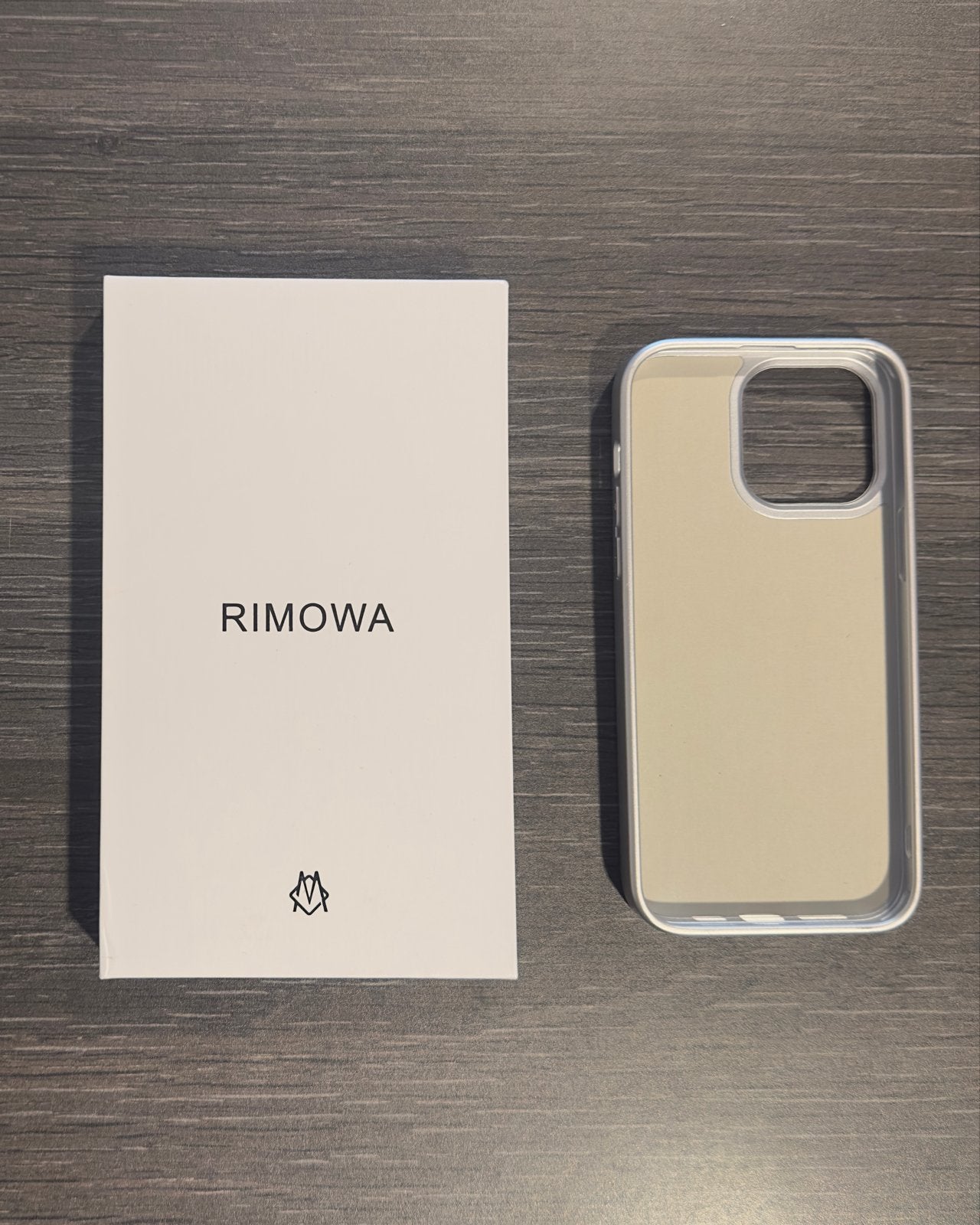 RIMOWA telefoonhoesje iPhone 14 Pro Max - Goede staat, Telecommunicatie, IPhone 14 Pro Max, Hoesje of Tasje, Ophalen of Verzenden
