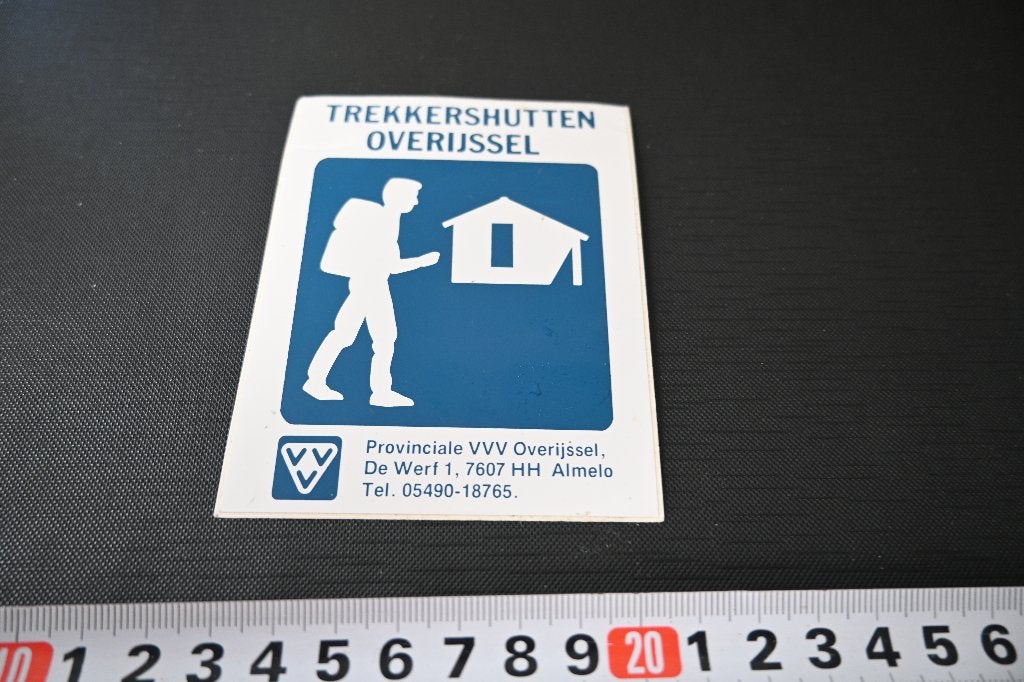 sticker trekkershutten overijssel provinciale VVV almelo, Ophalen of Verzenden, Zo goed als nieuw