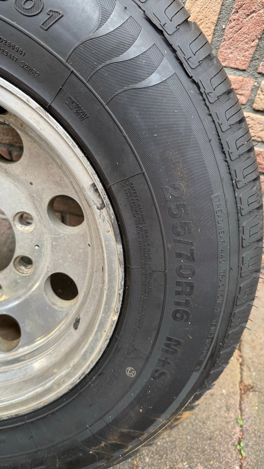 2 aluminiun 16 inch velgen met banden (8-gaats), Banden en Velgen, Overige maten, Zomerbanden, Bestelwagen