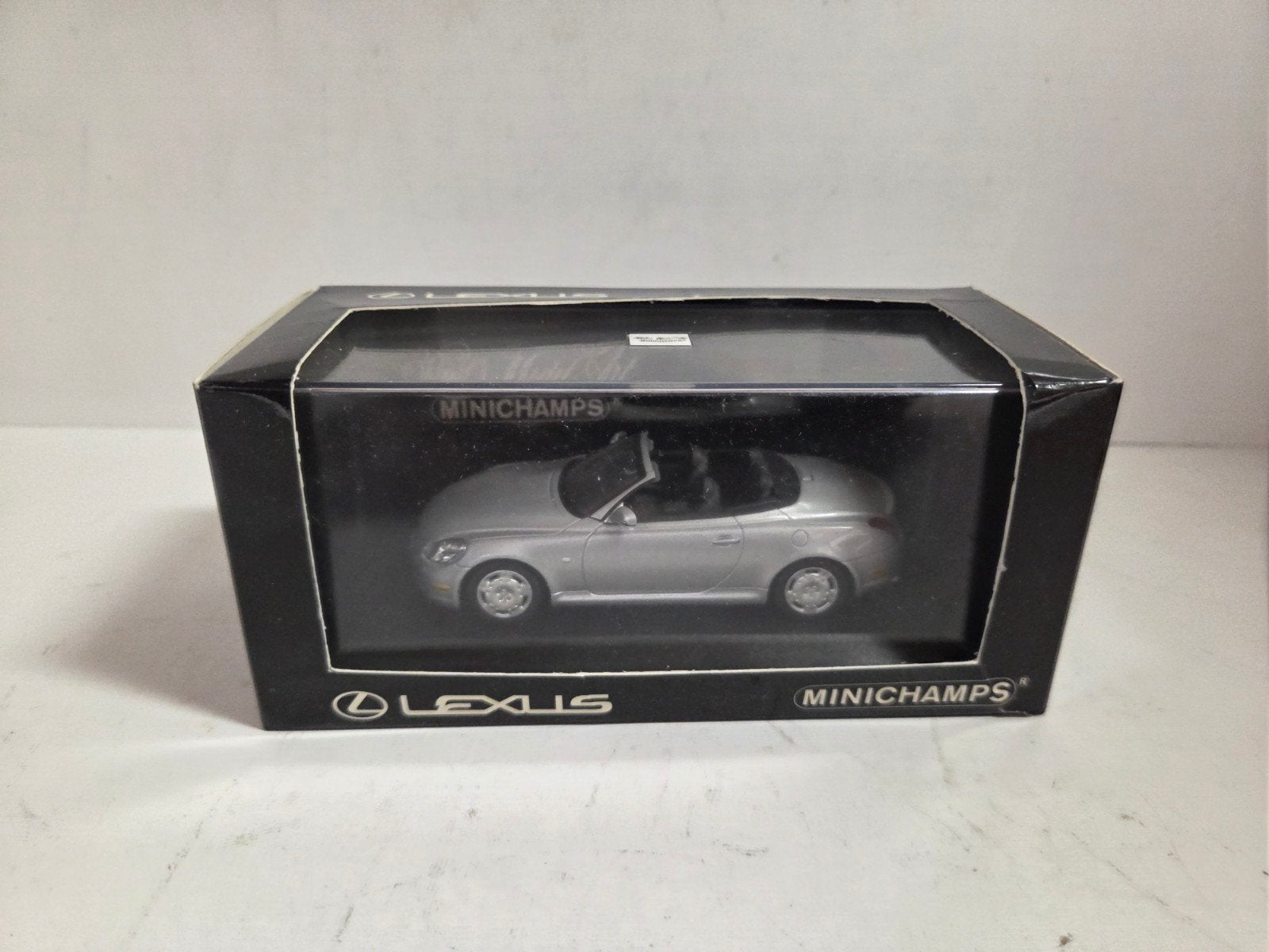 Minichamps Lexus sc 430 1:43, Auto, ., Ophalen of Verzenden, Zo goed als nieuw