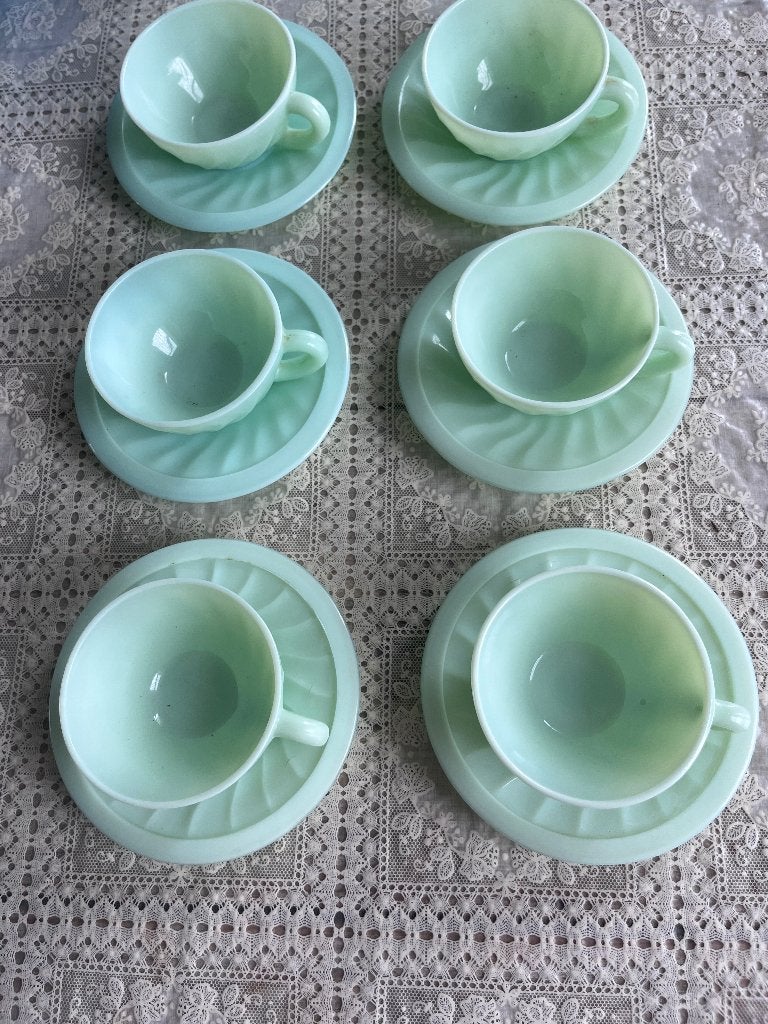 Brocante jadeite opaline kop en schotels, Ophalen of Verzenden