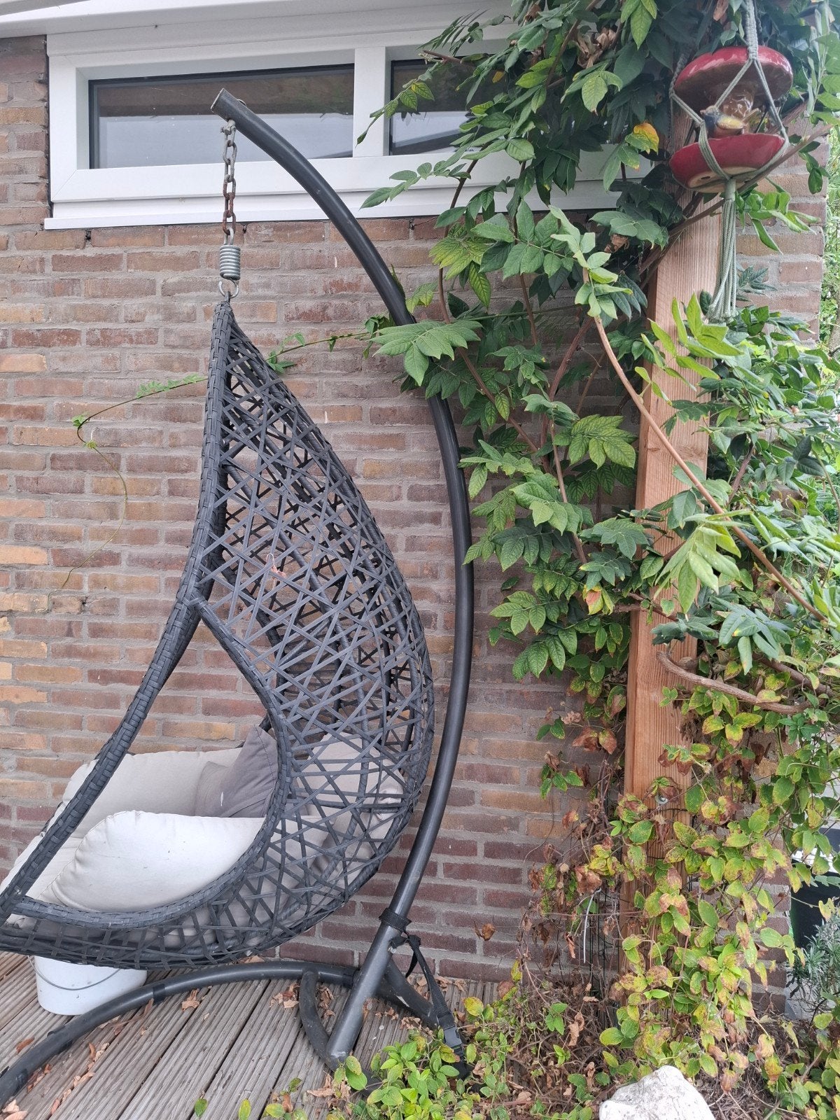 Comfortabele Hangstoel met Standaard - Perfect voor Buiten, Ophalen, Zo goed als nieuw, Met standaard, Eenpersoons