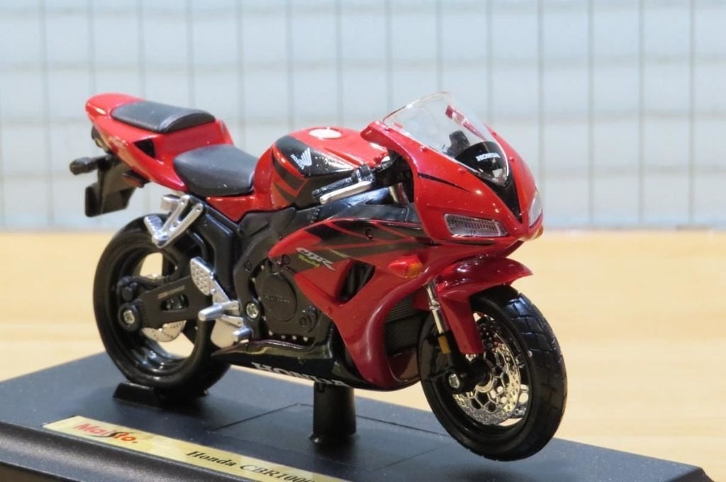 Honda CBR1000RR Fireblade rd/zw 1:18, MayCheong, Maisto, Nieuw, Ophalen of Verzenden