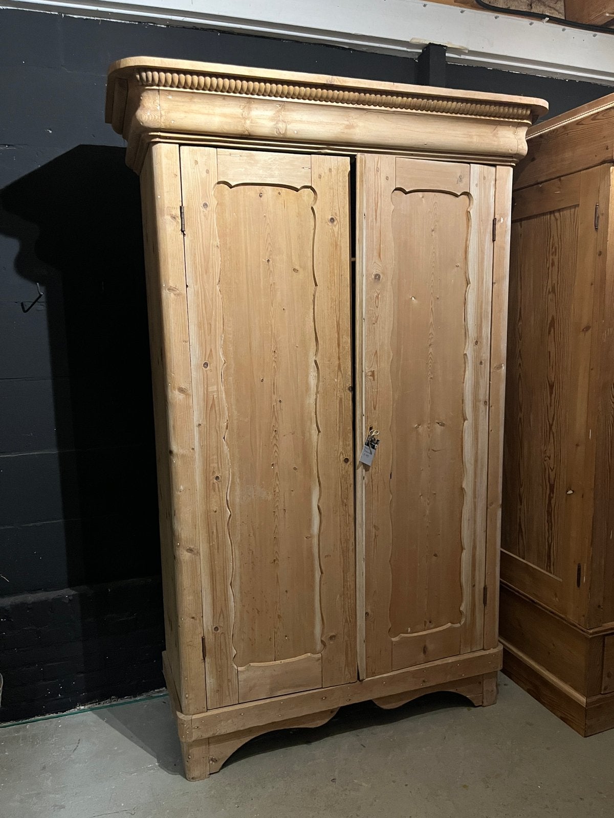 Massieve grenen Biedermeier kledingkast | legkast, Ophalen, Gebruikt, Minder dan 150 cm, 150 tot 200 cm