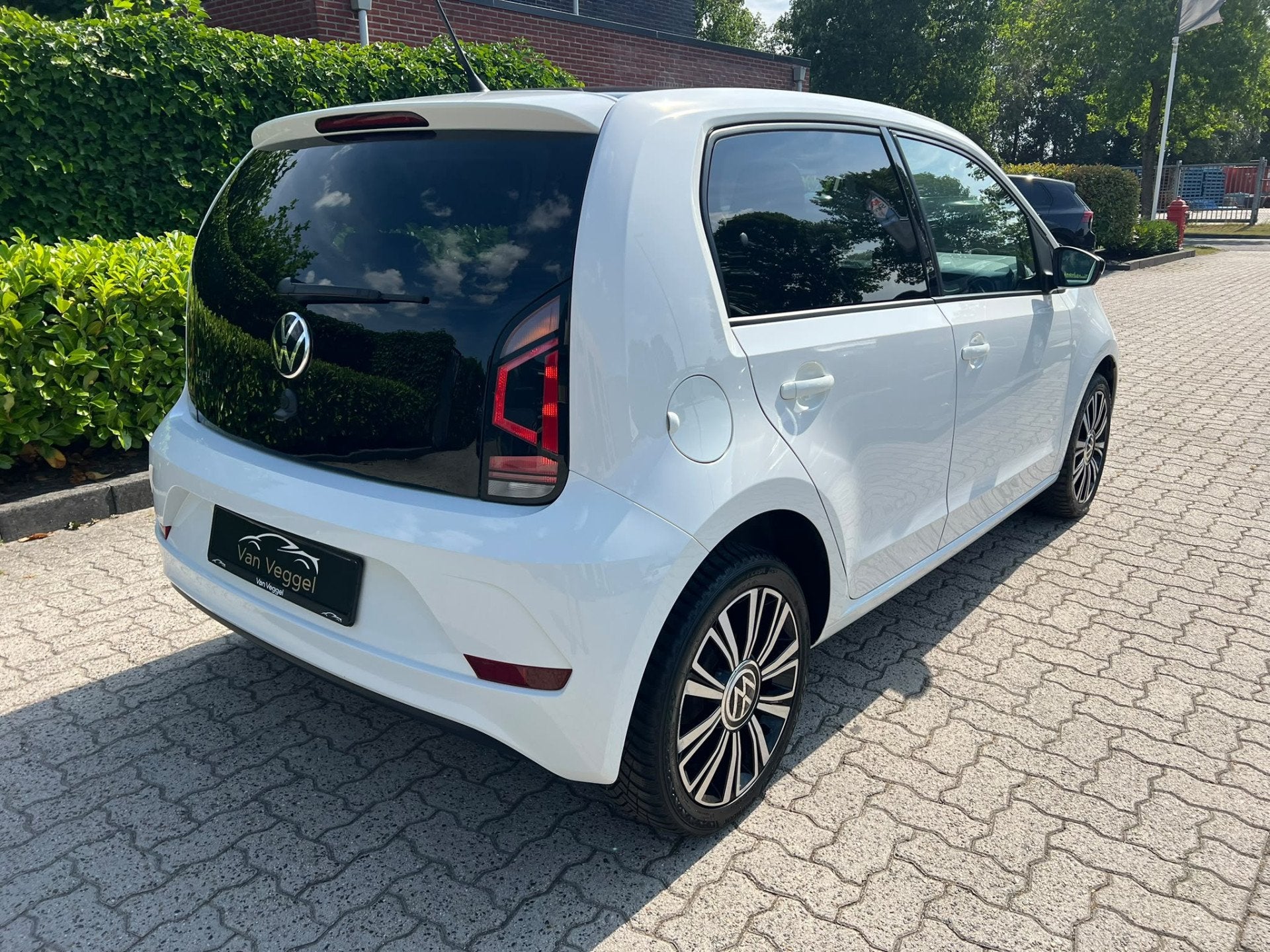 Volkswagen up! 1.0 airco, stoelverw, multistuur (bj 2022), Auto's, Voorwielaandrijving, Stof, Gebruikt, 4 stoelen